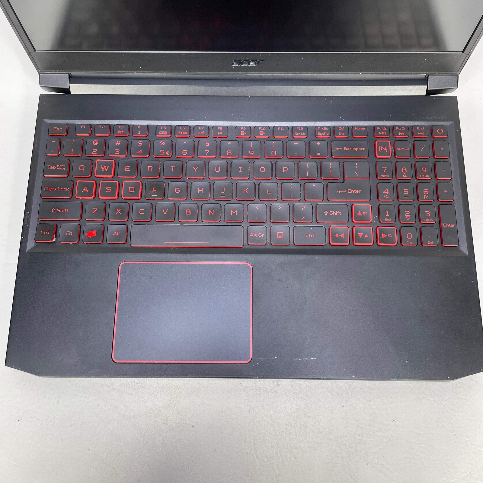 Broken Acer Nitro 7 9G78EID 15.6″ i7-9750H 2.59 8GB RAM 256GB SSD GeForce GTX 10