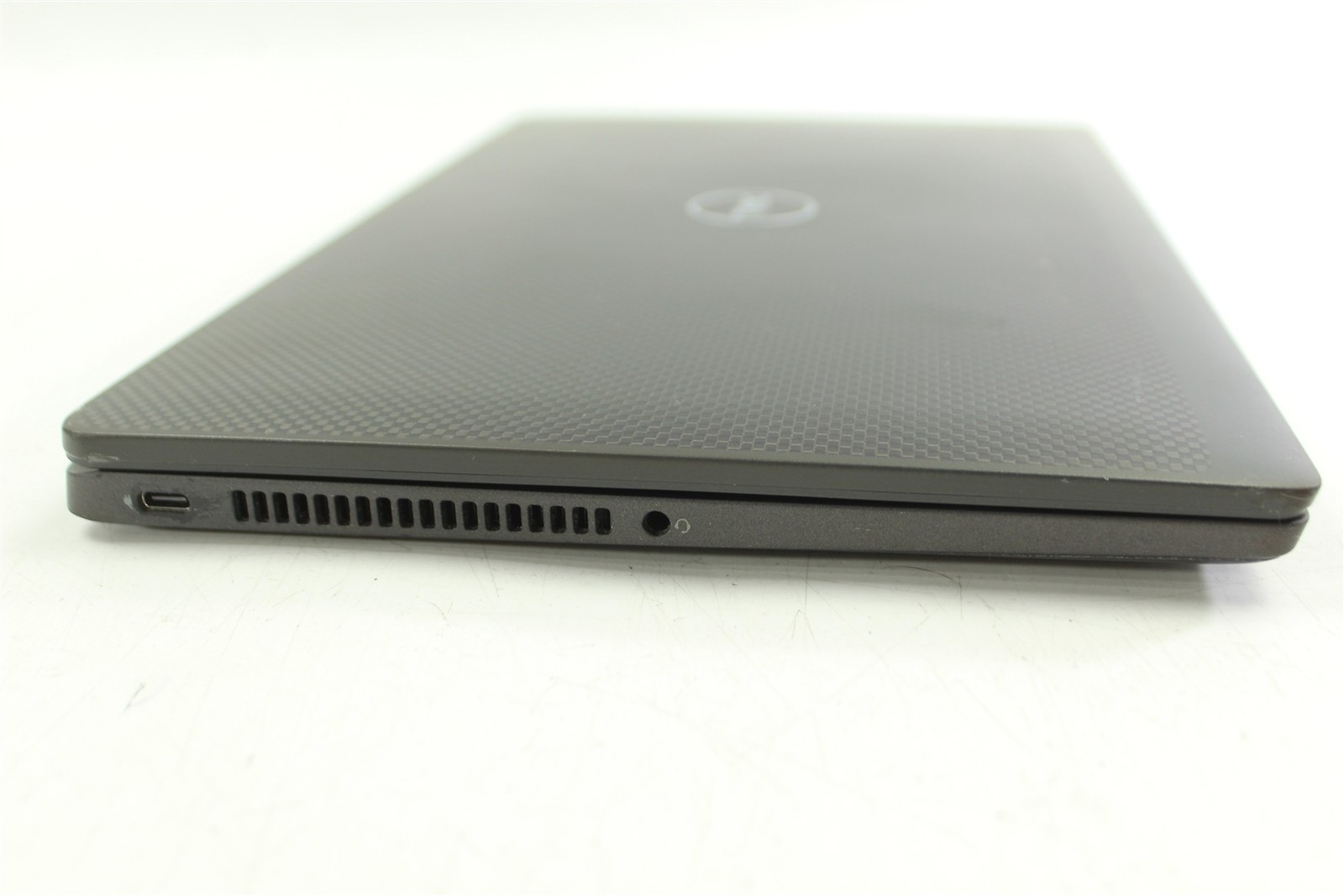Dell Latitude 7330 13.3″ FHD i7-1265U 1.8GHz 512GB SSD 16GB RAM W11P