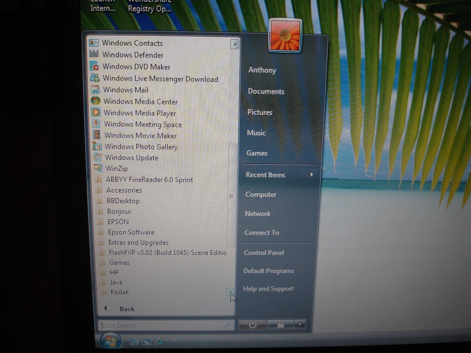 HP Pavilion DV9500 Laptop AMD Turion 64 X2 120 GB HD 2GB RAM Vista AC Adapter