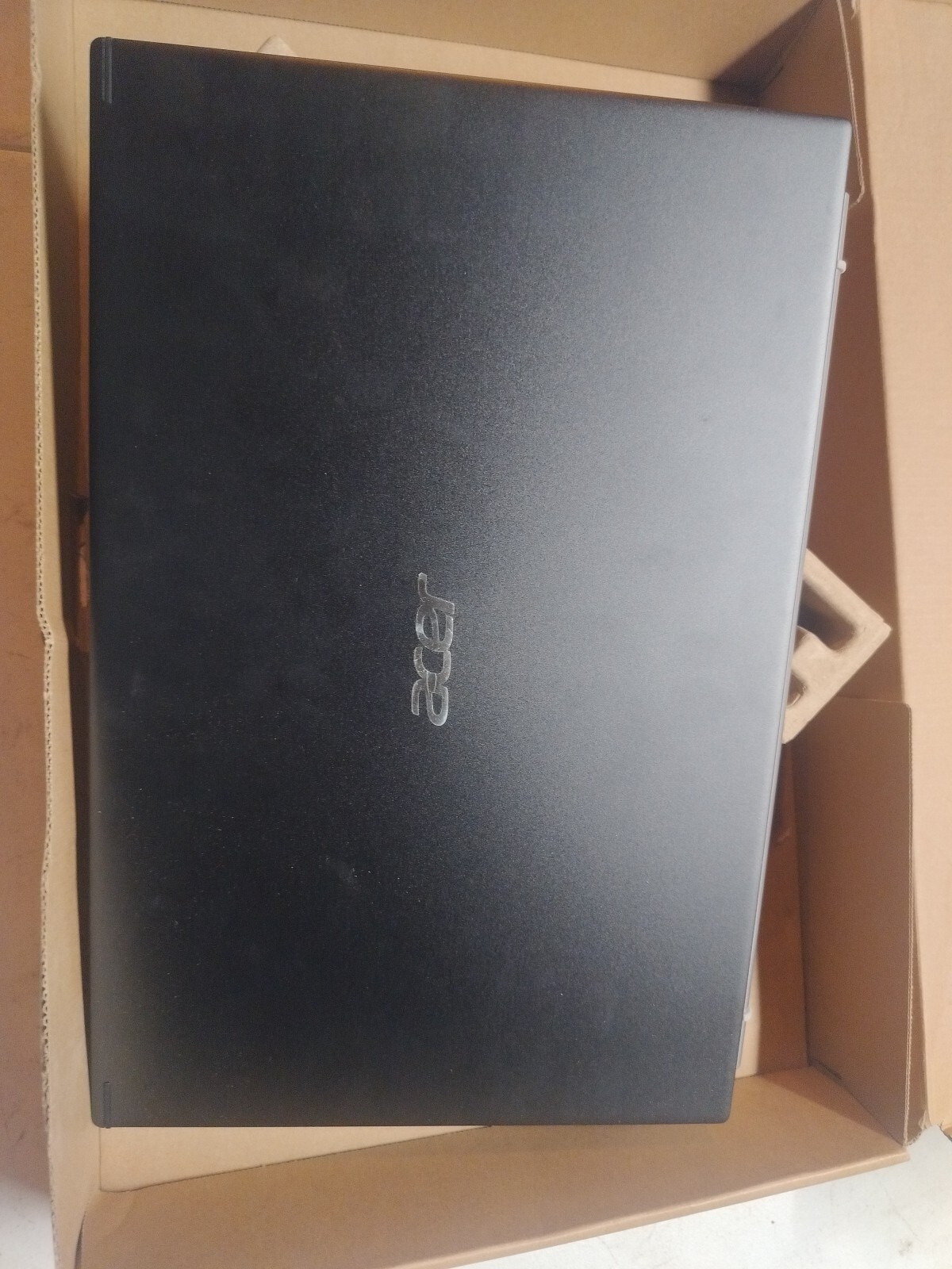Acer Aspire 5 A515-56-74PH 15.6″ (512GB SSD, Intel Core i7 11th Gen., 2.80 GHz,