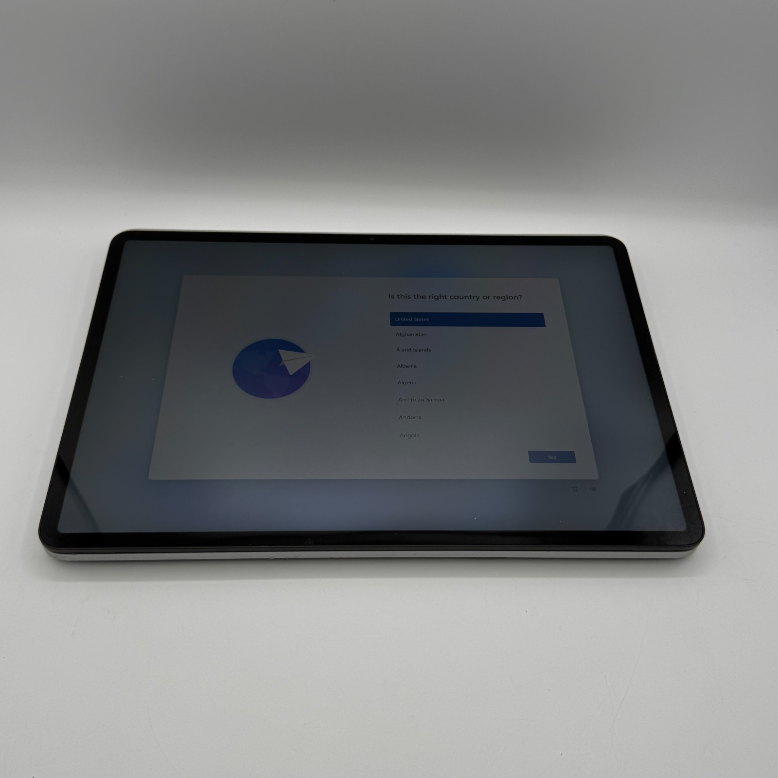 Microsoft Surface Laptop Studio 1964 14.4″ i7-11370H RTX 3050 Ti 16GB RAM 512GB