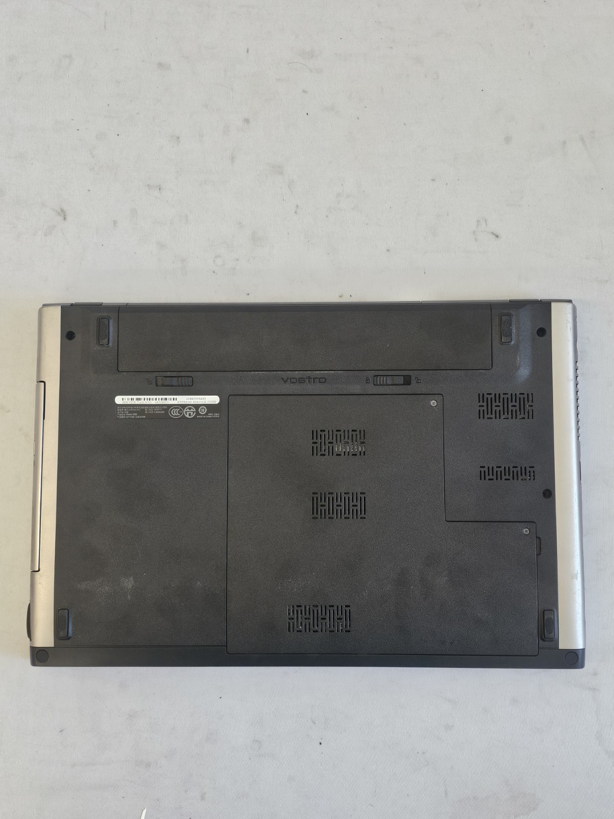 Dell Vostro 3500 Laptop – i3-M370 – 6GB RAM – 120GB SSD – BAD BATT – Windows 10