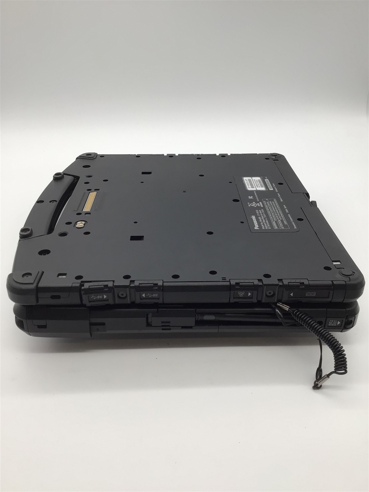 Panasonic ToughBook CF-33 i5-7300U 2.60GHz/8GB RAM/No HD *No Batteries*