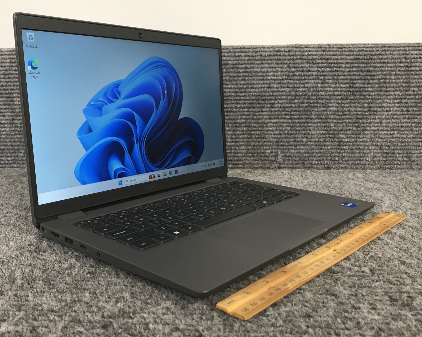 Dell Latitude 3450 14″ Laptop i5-1335U 16GB RAM 256GB NVMe, As Is