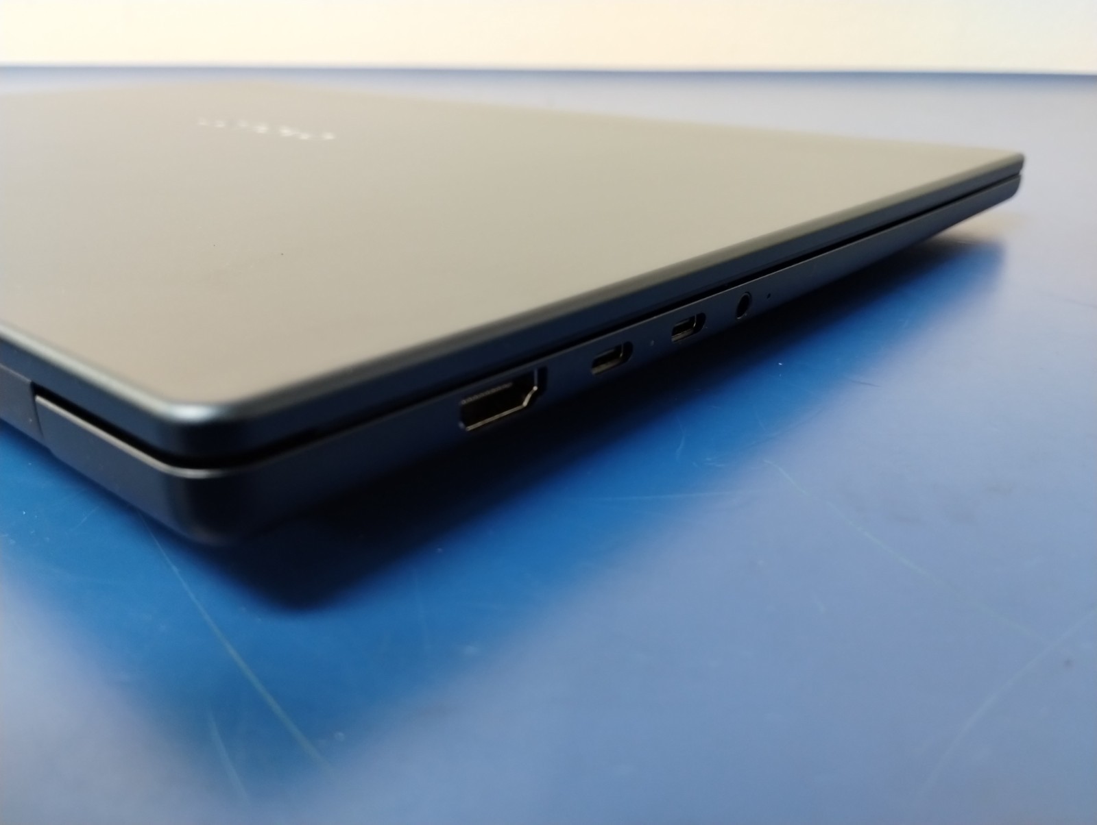 Lenovo IdeaPad 5 2-in-1 16AKP10, AMD Ryzen AI 7 350, 16 GB RAM, 1 TB NVMe SSD