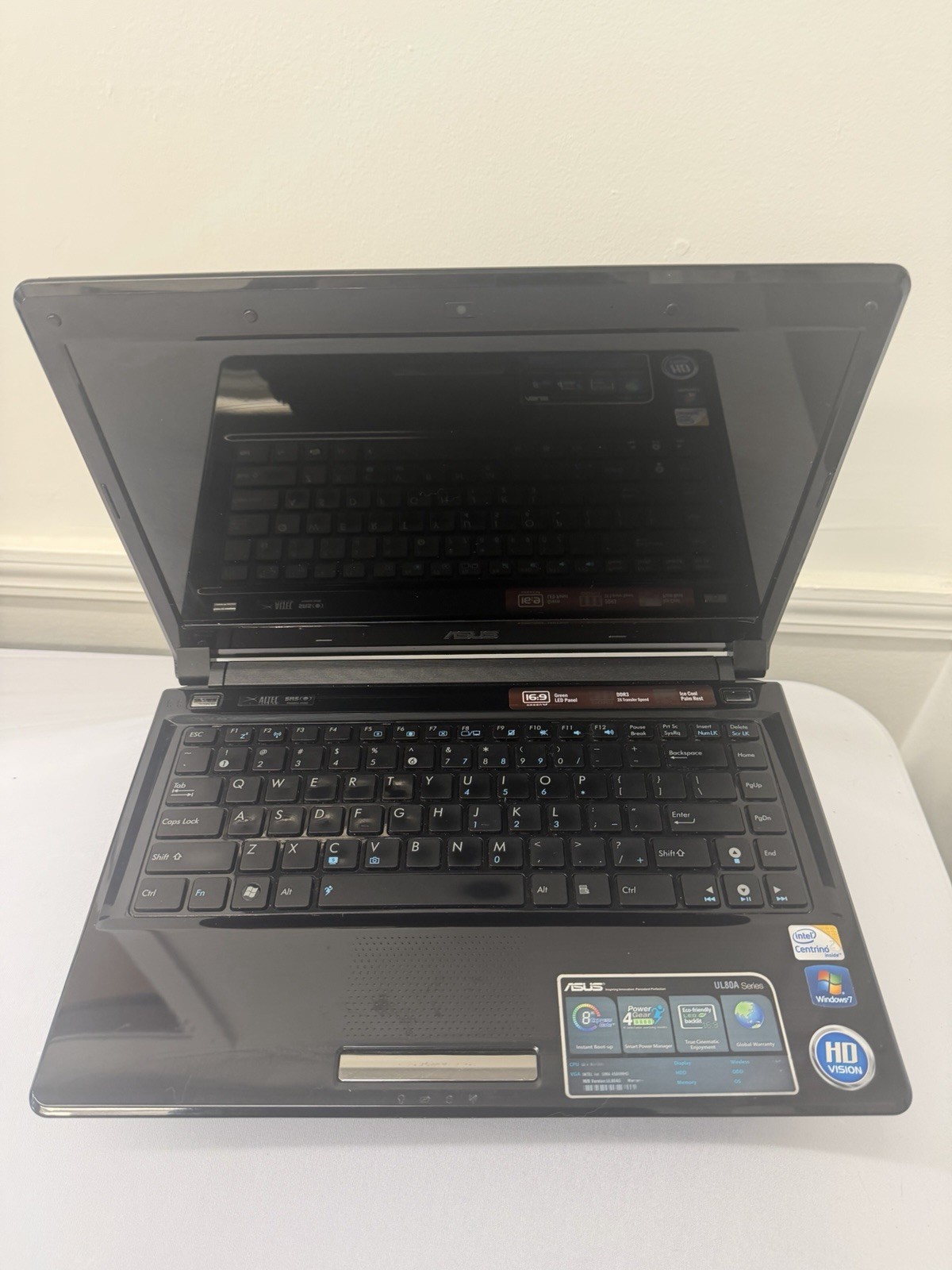 Asus UL80A Laptop – Good Screen – Intel Duo U7300 – Read Des