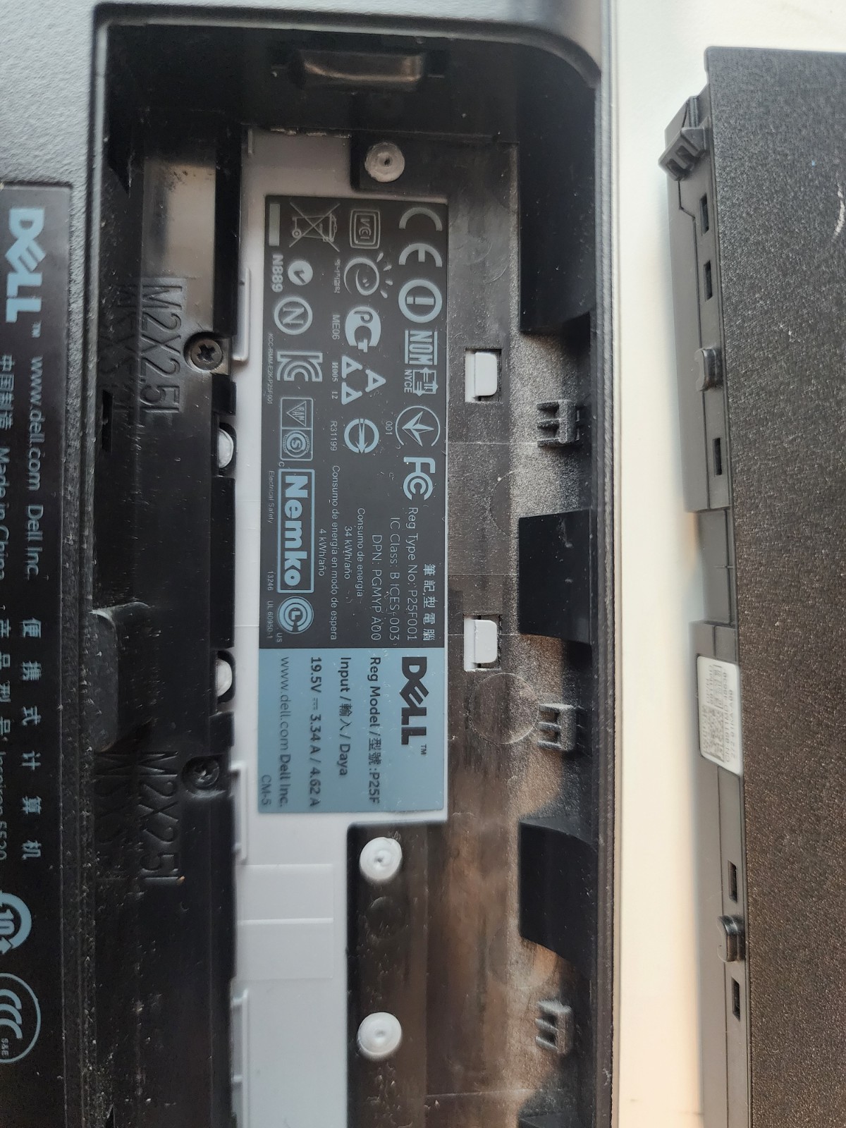 Dell Inspiron 5520 Laptop i5 No Ram No Hdd No Battery