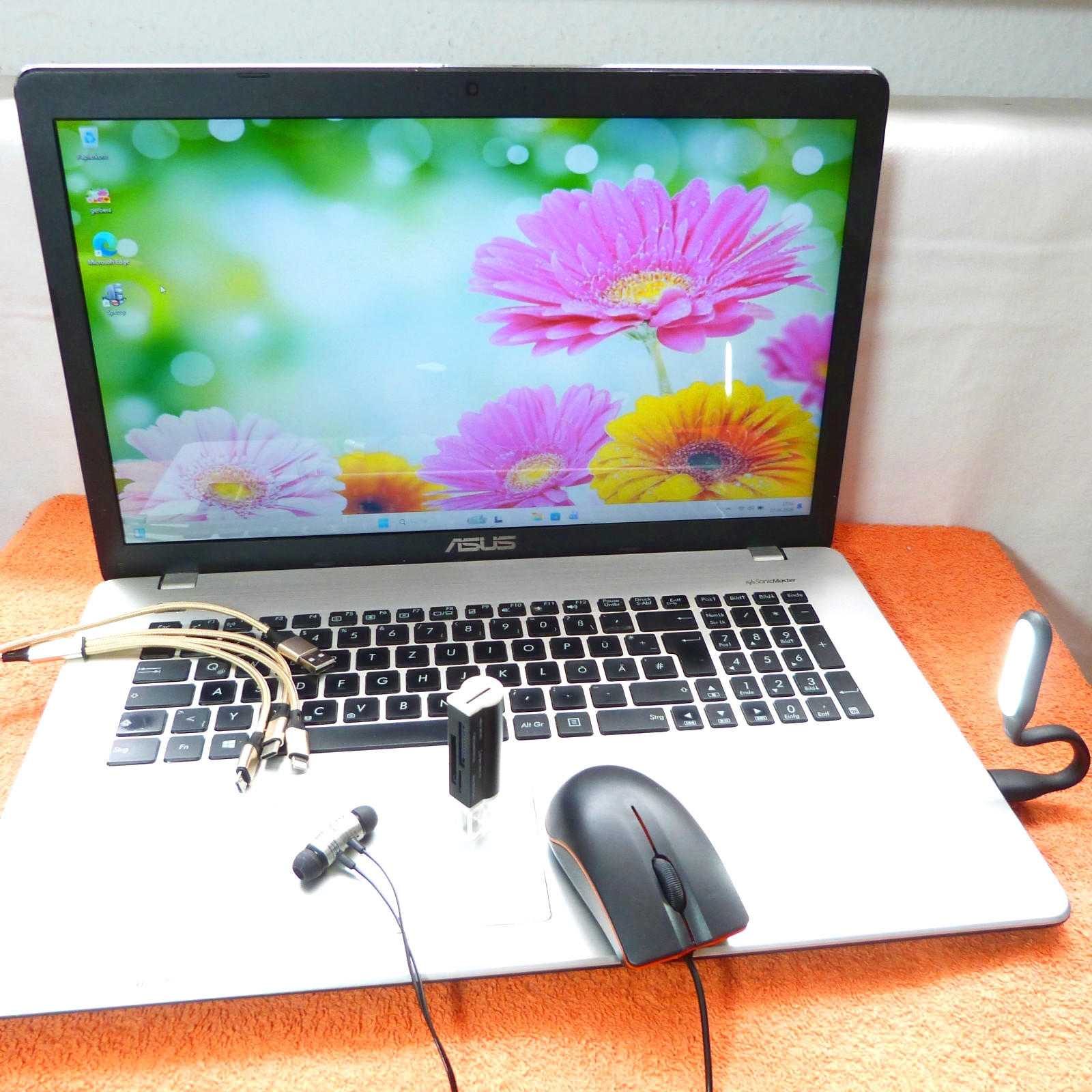 Asus R751 VivoBook ICECOOL 17 inch HDPLUS l 500GB Windows 11 HDMI TURBO i5 USB3