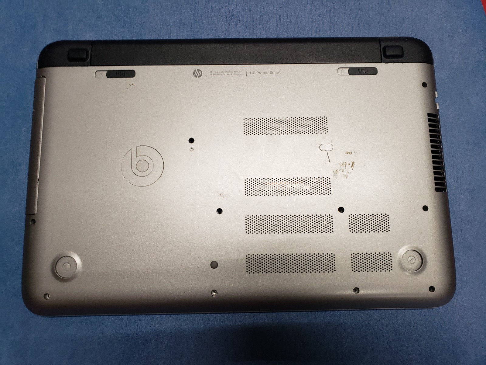 HP 15T-K000 laptop for parts