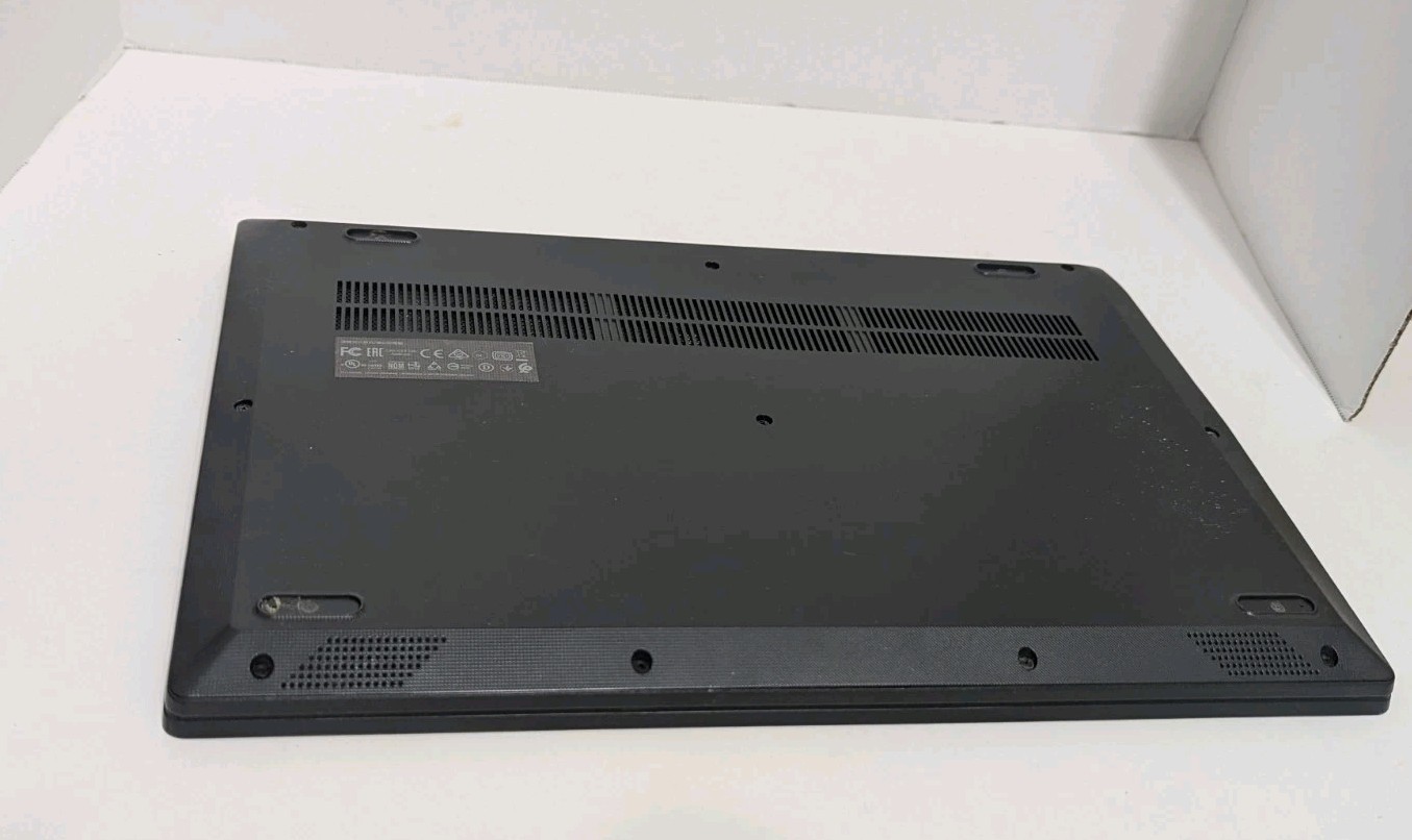 Lenovo IdeaPad 130-15AST Laptop AMD A6-9225 8GB 256GB SSD Win 10