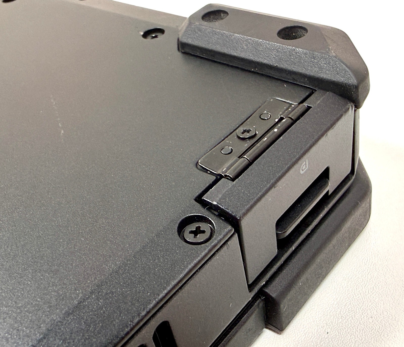 Dell Latitude 5420 Rugged 14″ Touch 1.7GHz Core i5-8350U 32GB RAM NO SSD or OS
