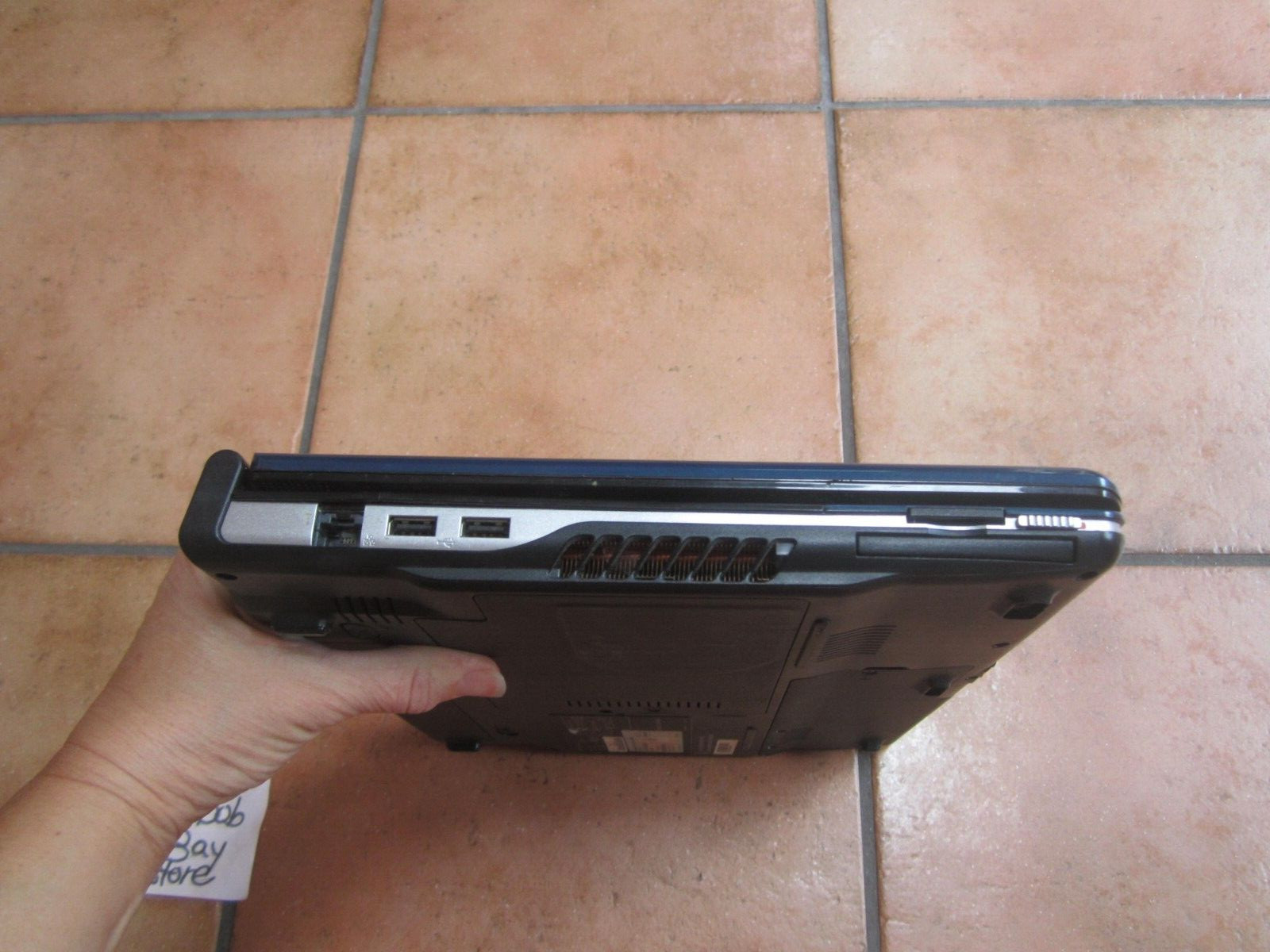 FOR PARTS – BLUE GATEWAY T-6836 W350I T-SERIES Laptop 2GBRAM NoHD BOOTS TO BIOS