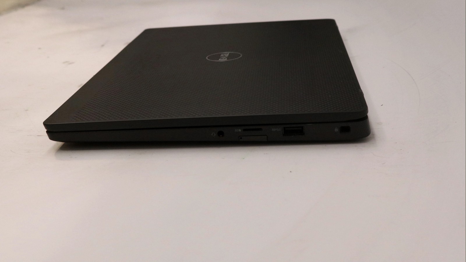 Dell Latitude 7300 13″ i7-8665u 16GB 512GB – Good
