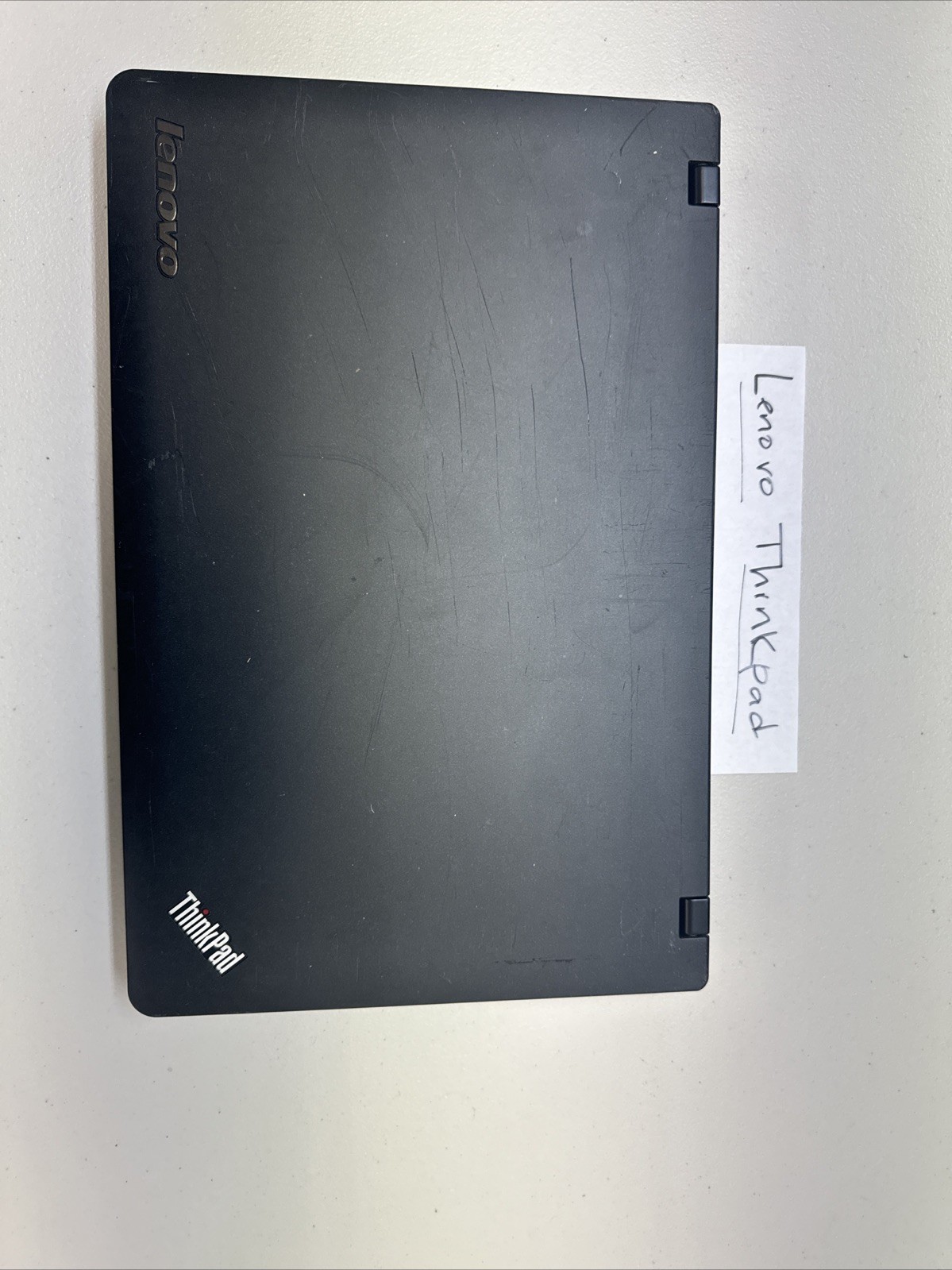Lenovo ThinkPad Edge E520 15″ Laptop i5 2.4GHz – Parts/repair No P/adapter