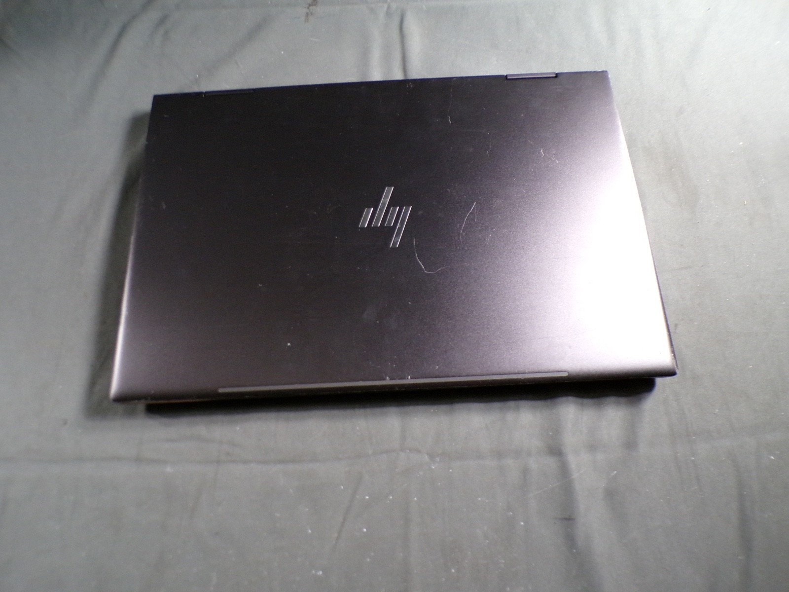 HP ENVY X360 AMD RYZEN 5 2500U 8GB RAM **NO HD/ NO CADDIE/ NO OS/ NO CHARGER ***