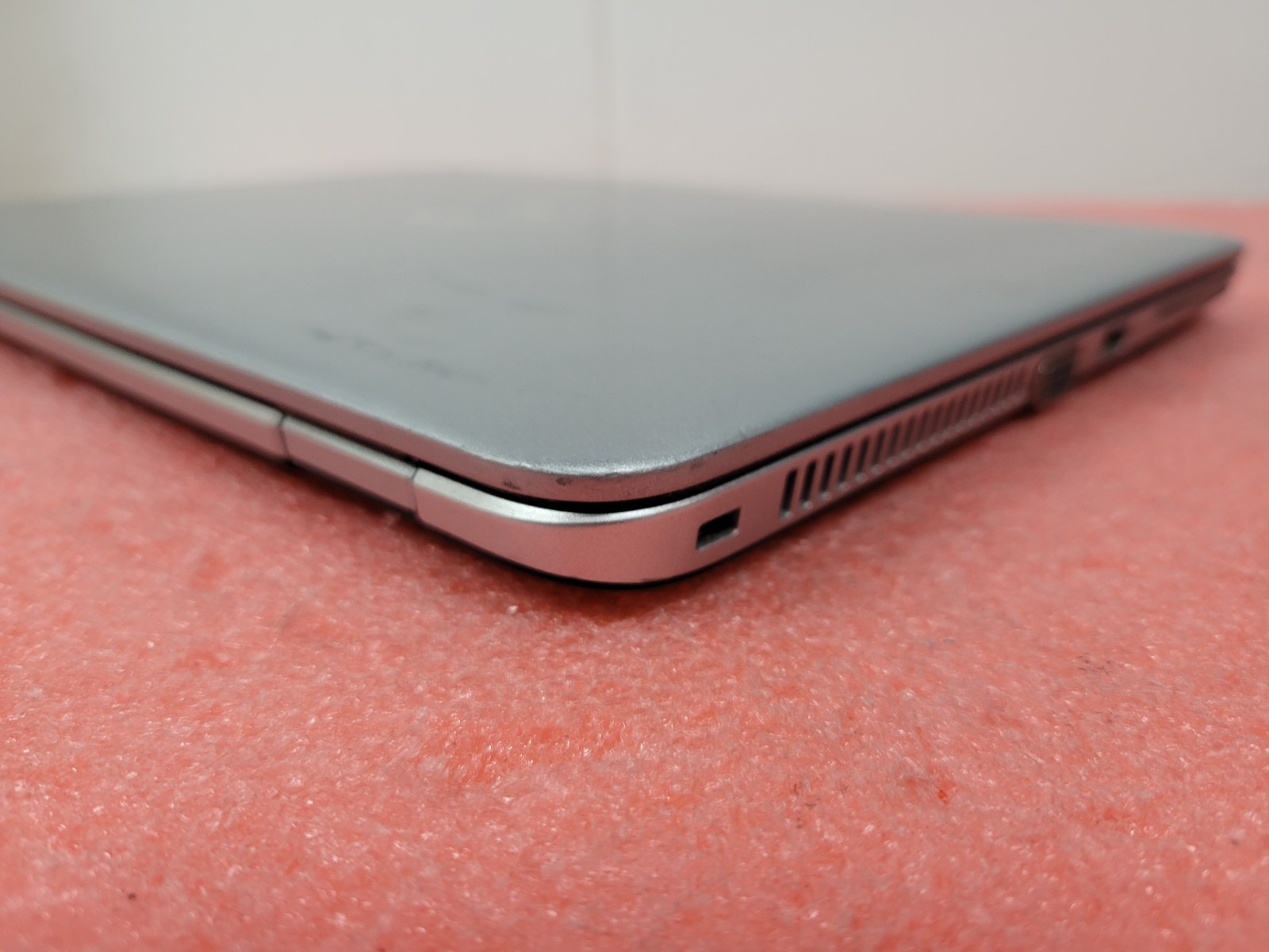 HP EliteBook 840 G3 i5-6200U@2.3GHz 8GB RAM *No HDD/No OS/BIOS* | C920