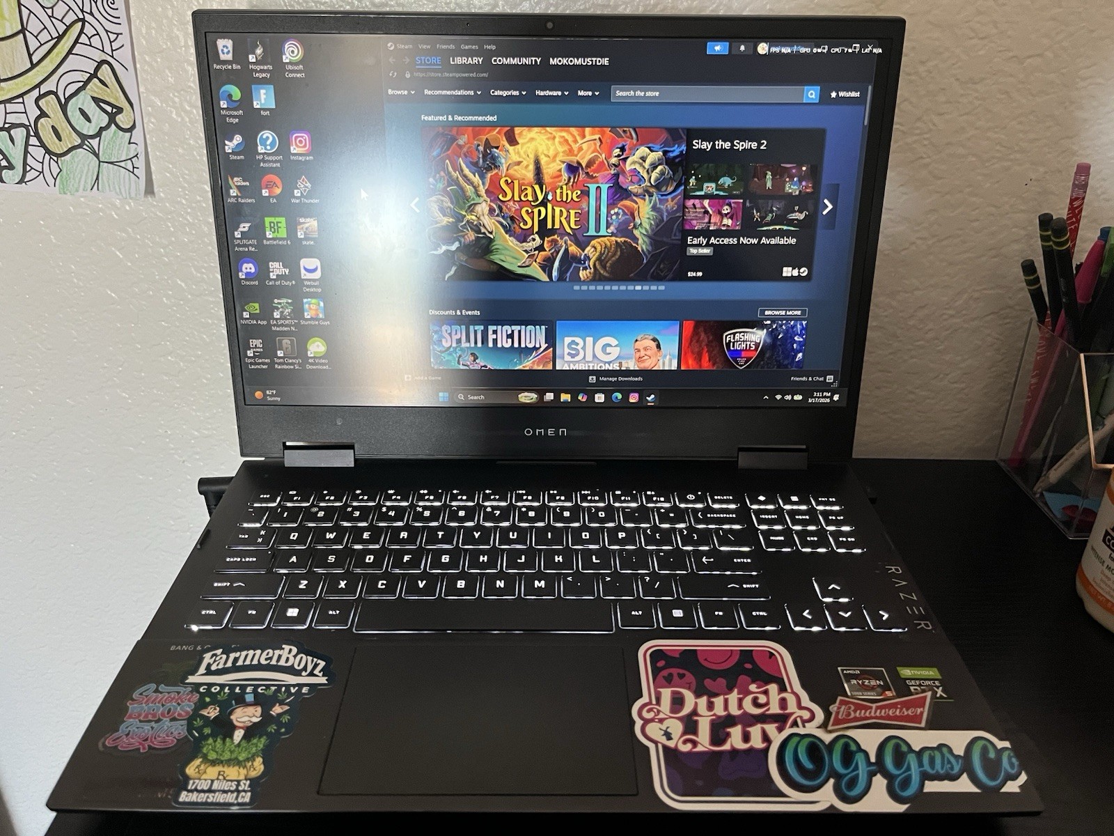 HP OMEN 15-en1097nrGaming Laptop AMD Ryzen 5 5600H 16GB RAM 932GB SSD Windows 11