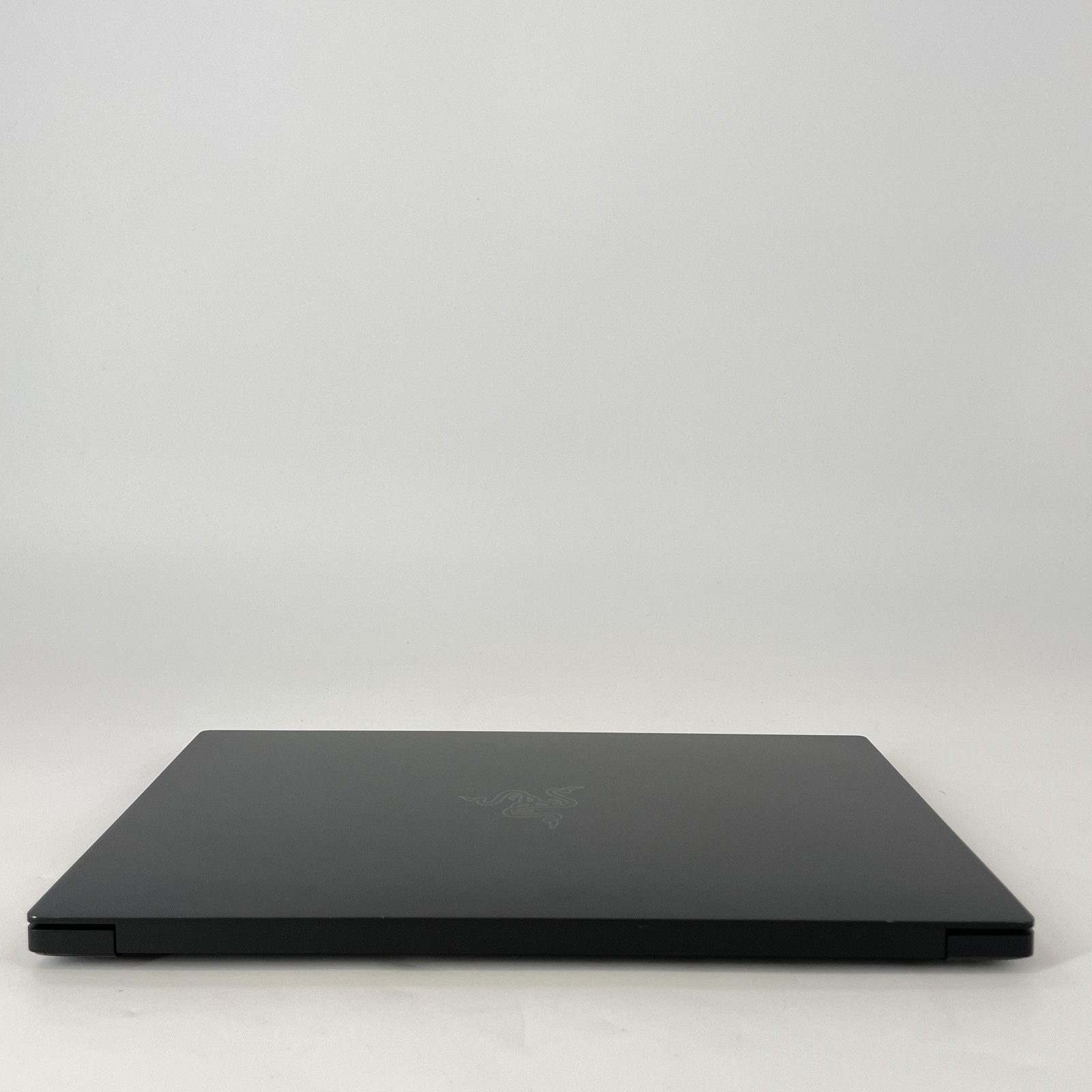 Razer Blade Stealth 13 FHD i7-1065G7 1.30GHz 16GB 512GB SSD NVIDIA GTX 1650 Ti