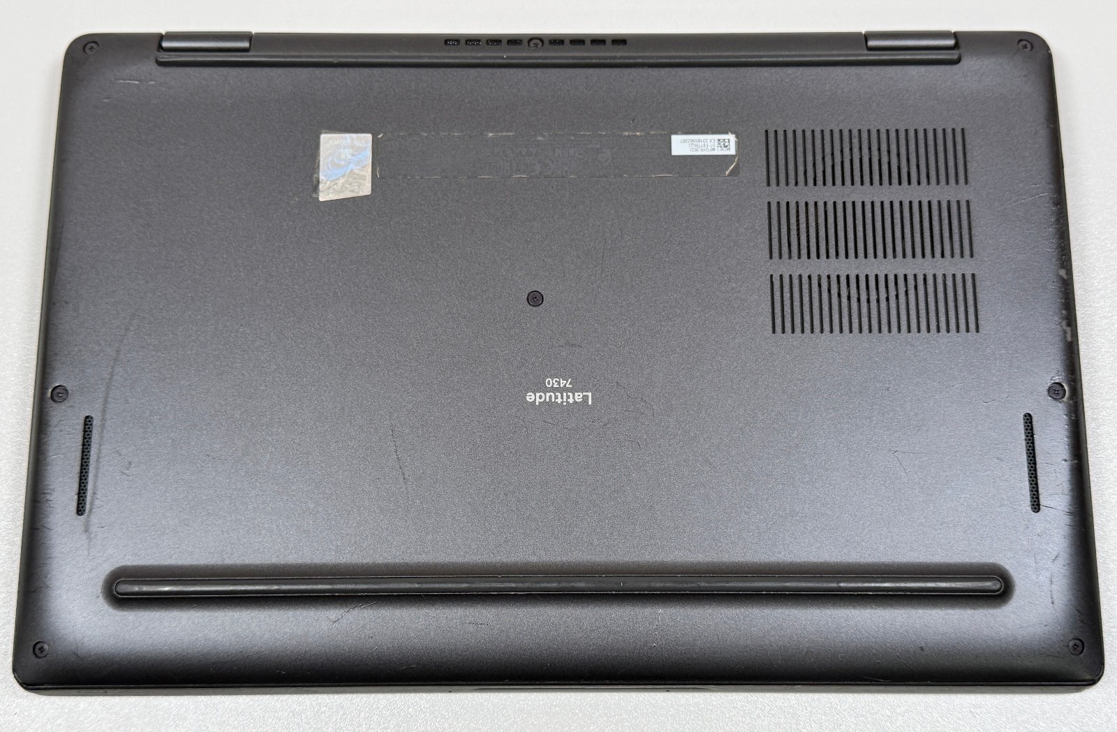 Dell Latitude 7430 14″ 2.2GHz Core i7-1270P 16GB RAM 1TB SSD Windows 11 Pro READ