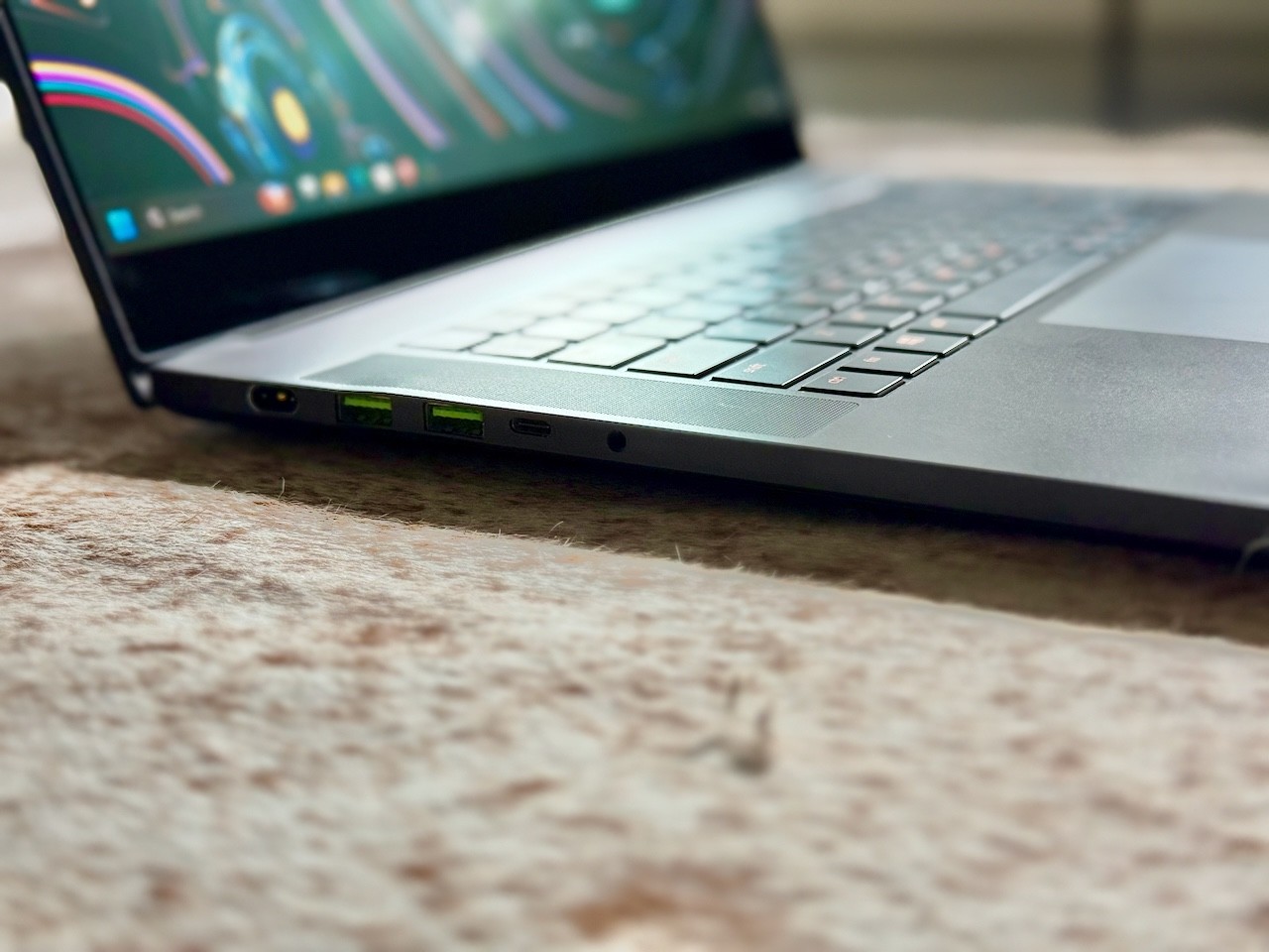 Razer Blade 15 Advanced 4K OLED, RTX 2080 Super, i7-10875H, 32GB RAM, 1TB SSD!