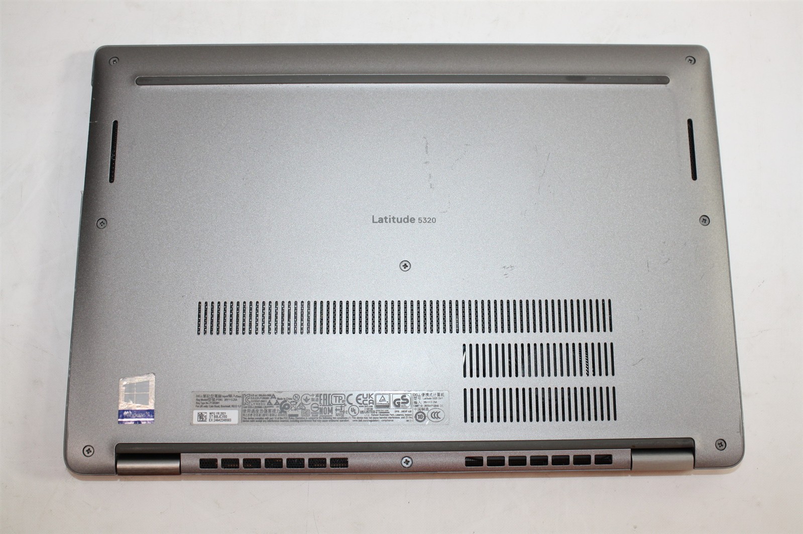 14″Dell Latitude 5320 i7-1185G7 3.00GHz RAM 16GB NVMe 256GB/Cosmetic issue