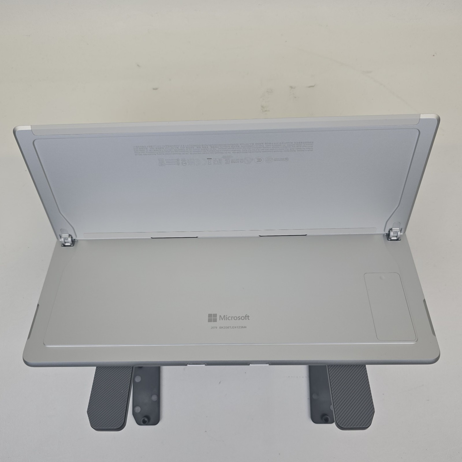 Microsoft Surface Pro 10 Ultra 7 165U 16GB 512 NO OS/AC – Tablet Only