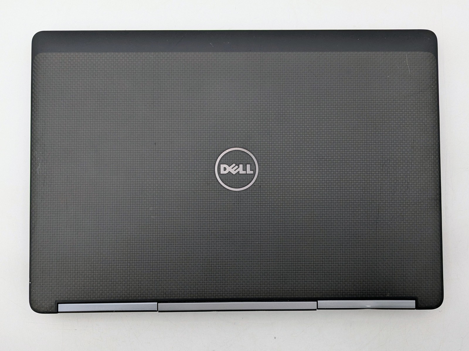 Dell Precision 7510 15″ FHD I7-6820HQ 1TB SSD 16GB W10P AMD Radeon (TM) R9 M375X
