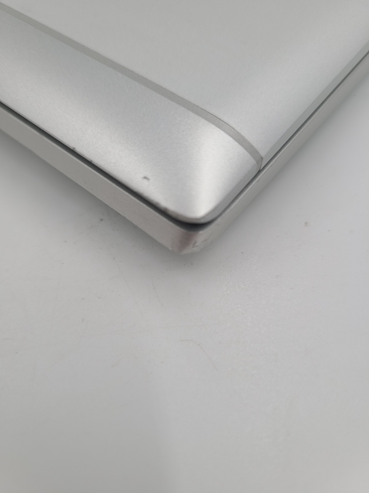 HP EliteBook 840 G8 i7-1165G7 2.70GHz 16GB Ram 512GB SSD Win 11 PRO