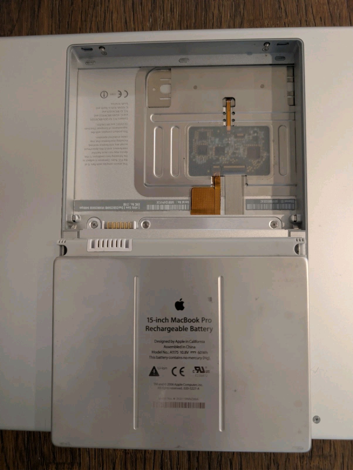 15.4″ Apple MacBook Pro A1286 C02FF03GDMPK Early 2011 2.2GHz Laptop For Parts