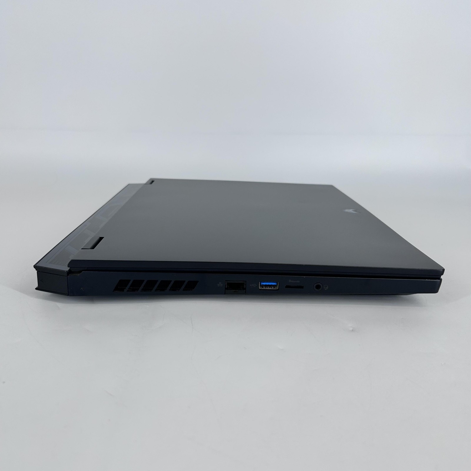 Acer Predator Helios 16 QHD+ i9-13900HX 16GB 1TB SSD RTX 4080 Bad Charging Port