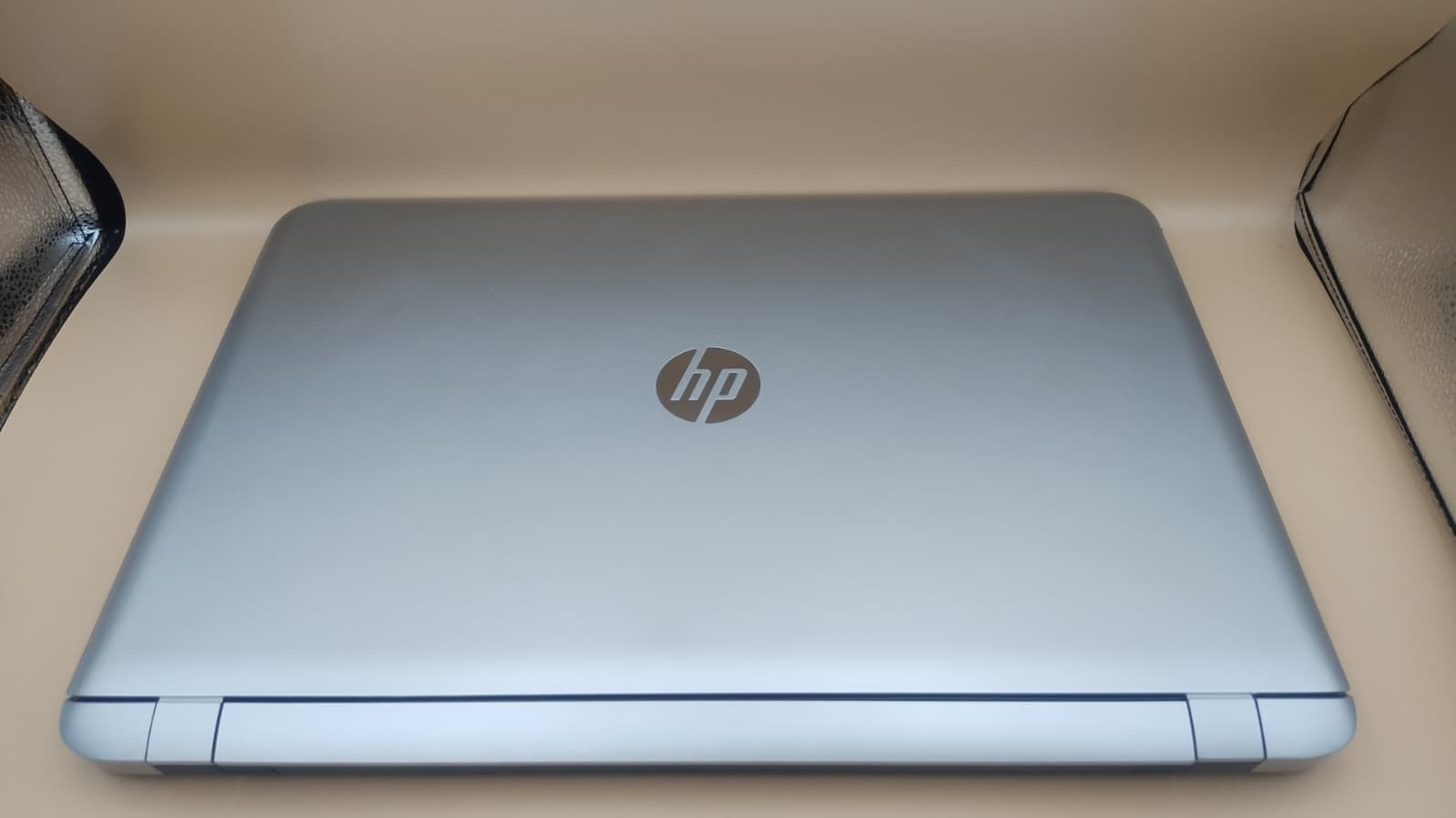 HP Pavilion 17 i7-6500U 12GB RAM 1TB HDD GeForce 940M 17.3″ Win11 Home DVD