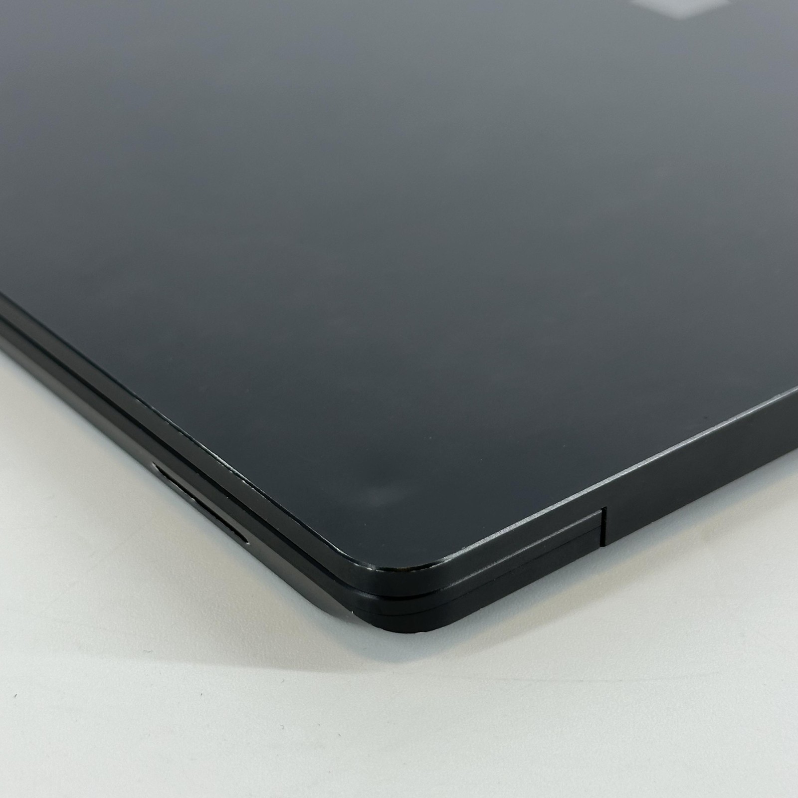 Microsoft Surface Laptop 3 13.5 2K TOUCH i7-1065G7 1.30GHz 16GB 256GB – Good