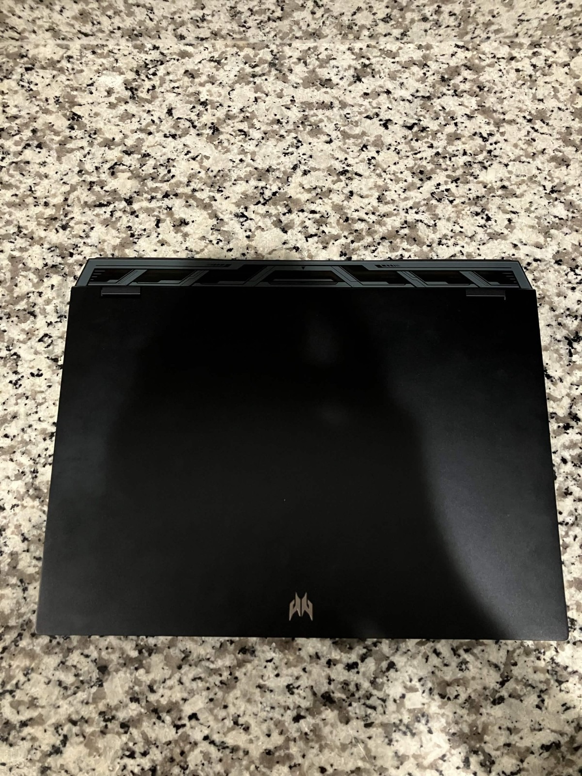 Predator Helios 16 Laptop – i7 13700HX – 4060 – 32GB DDR5 – Windows 11 – 1TB SSD