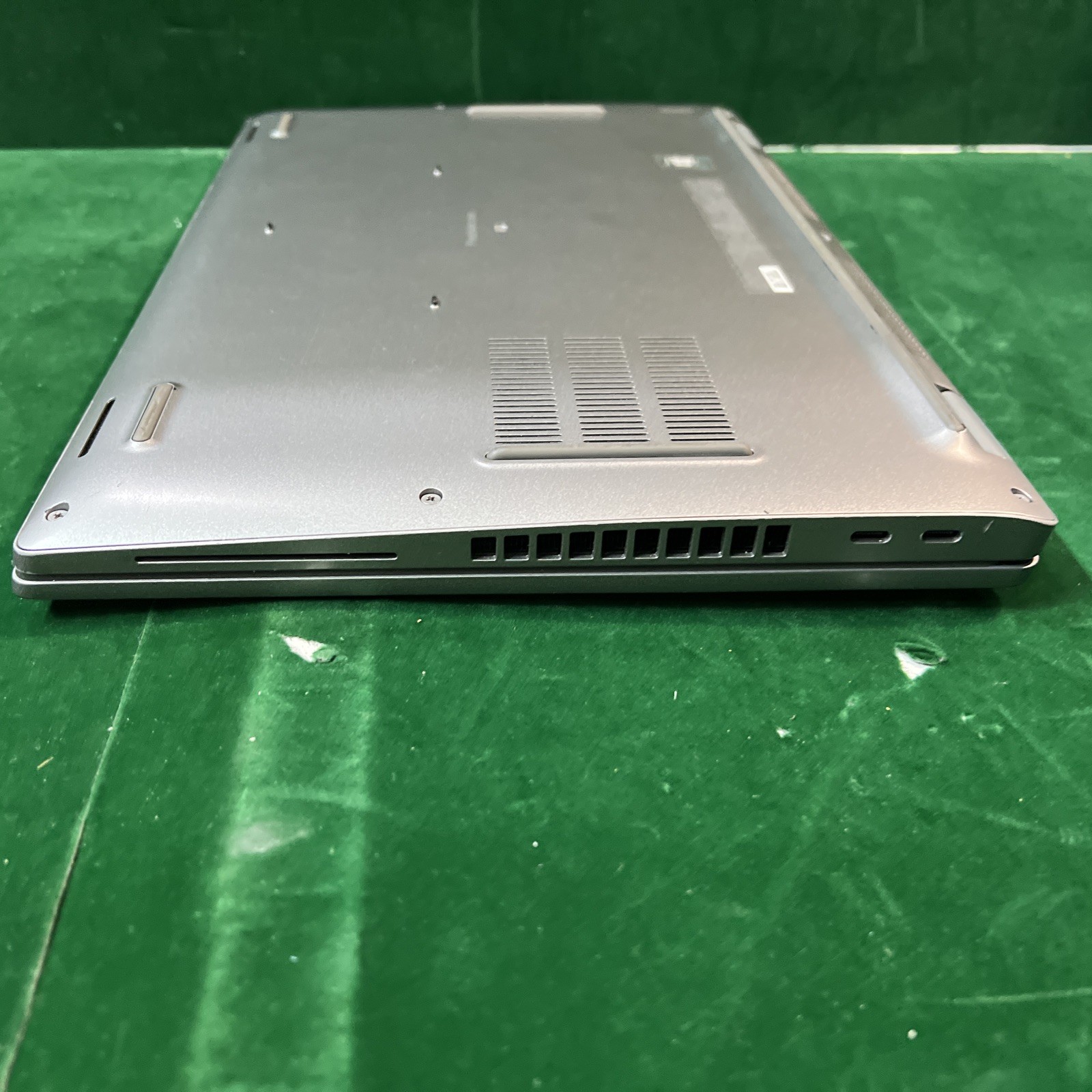 Dell Precision 3560 Workstation: 15.6″ FHD, i5-1135G7, 16GB|512GB W11 Pro
