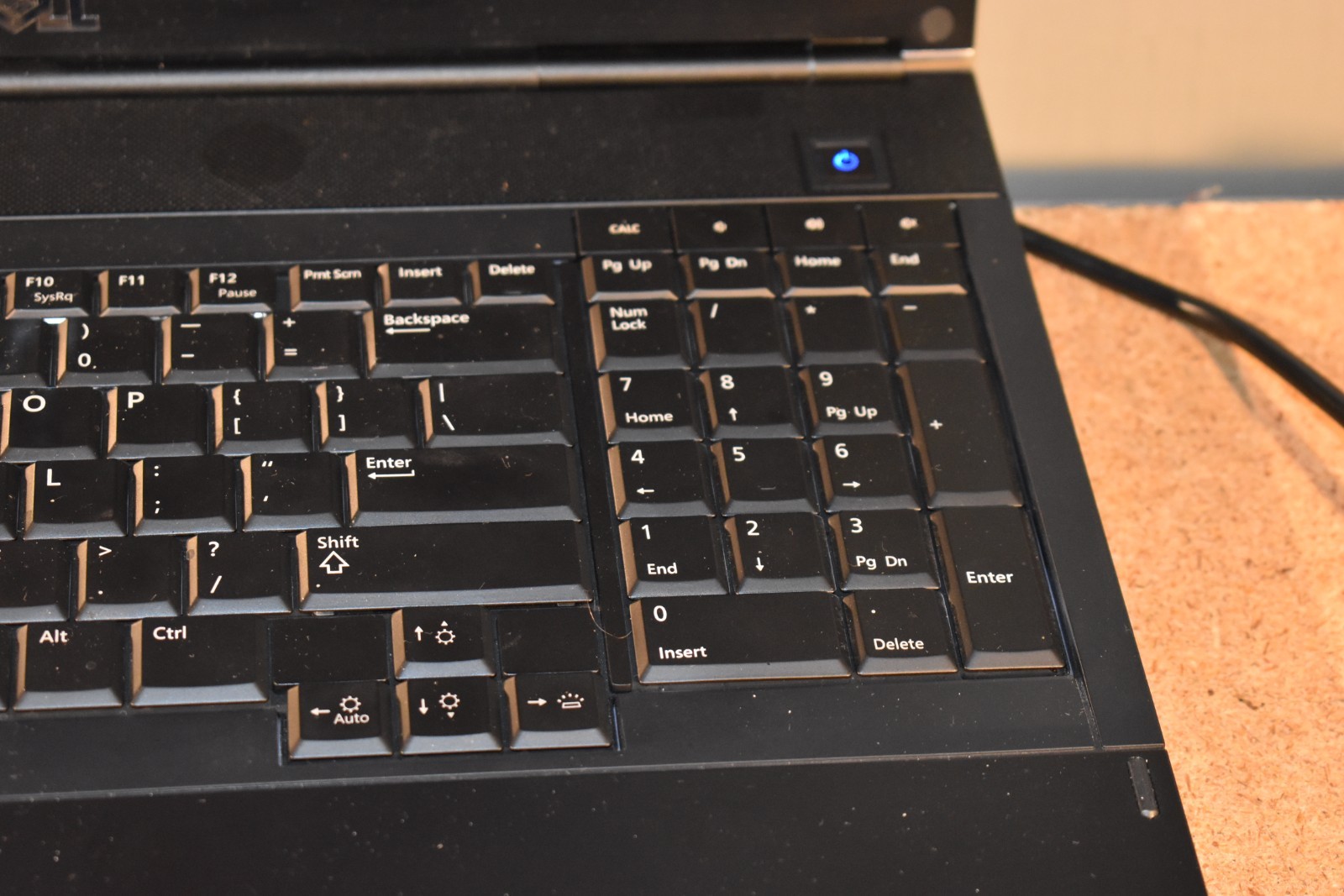 Dell Precision M6400 17″ Windows XP Quad Q9300 1TB NVidia 3700M 1920×1200 WUXGA