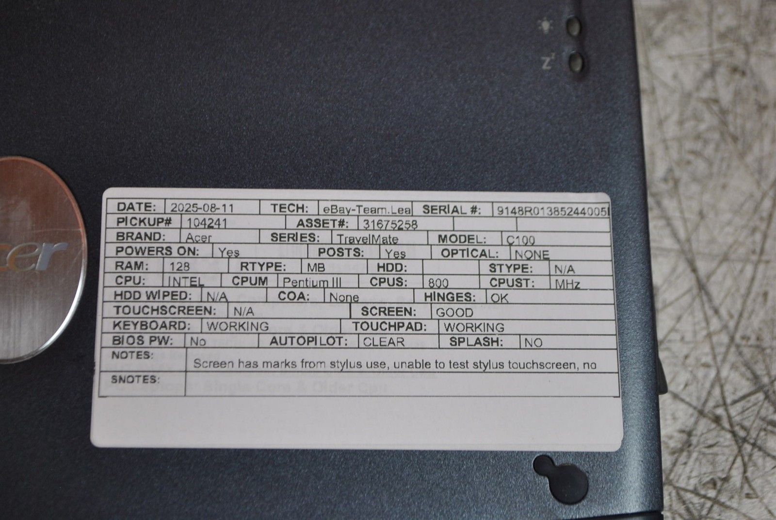 Scratched LCD Acer TravelMate C100 Laptop Intel Pentium III 800MHz 128MB AS-IS