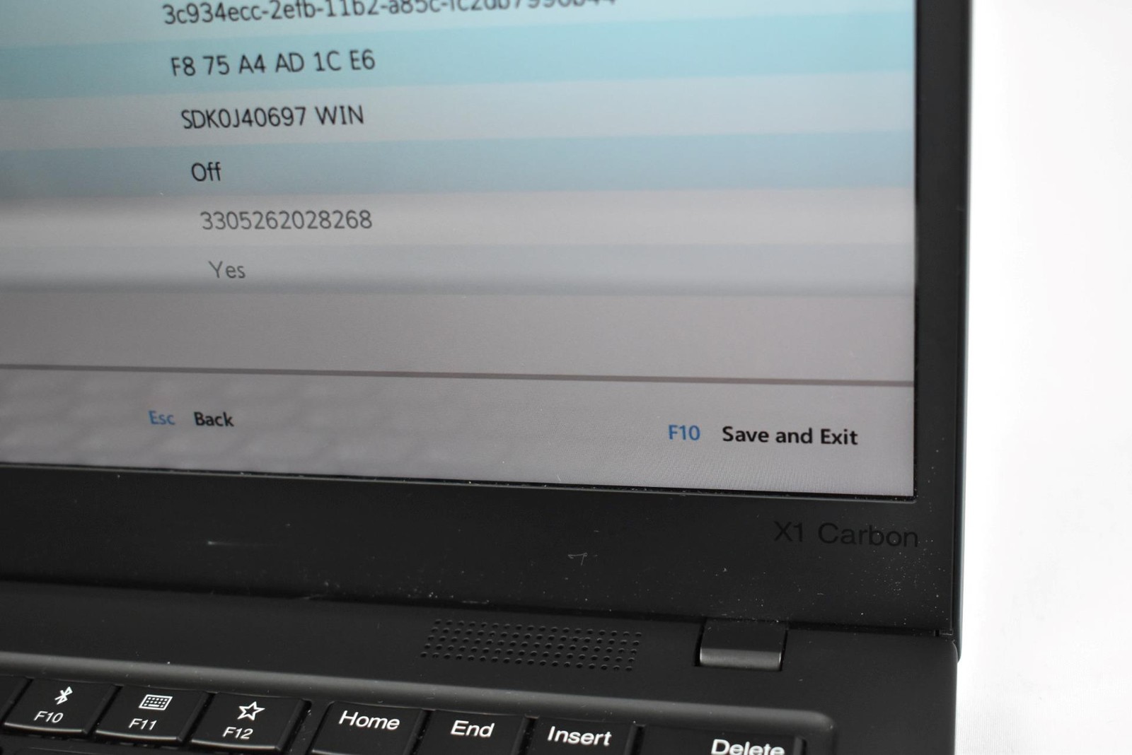 Lenovo ThinkPad X1 Carbon 7th Gen. i7-10510U 1.8GHz 16GB 256GB SSD No OS New Bat