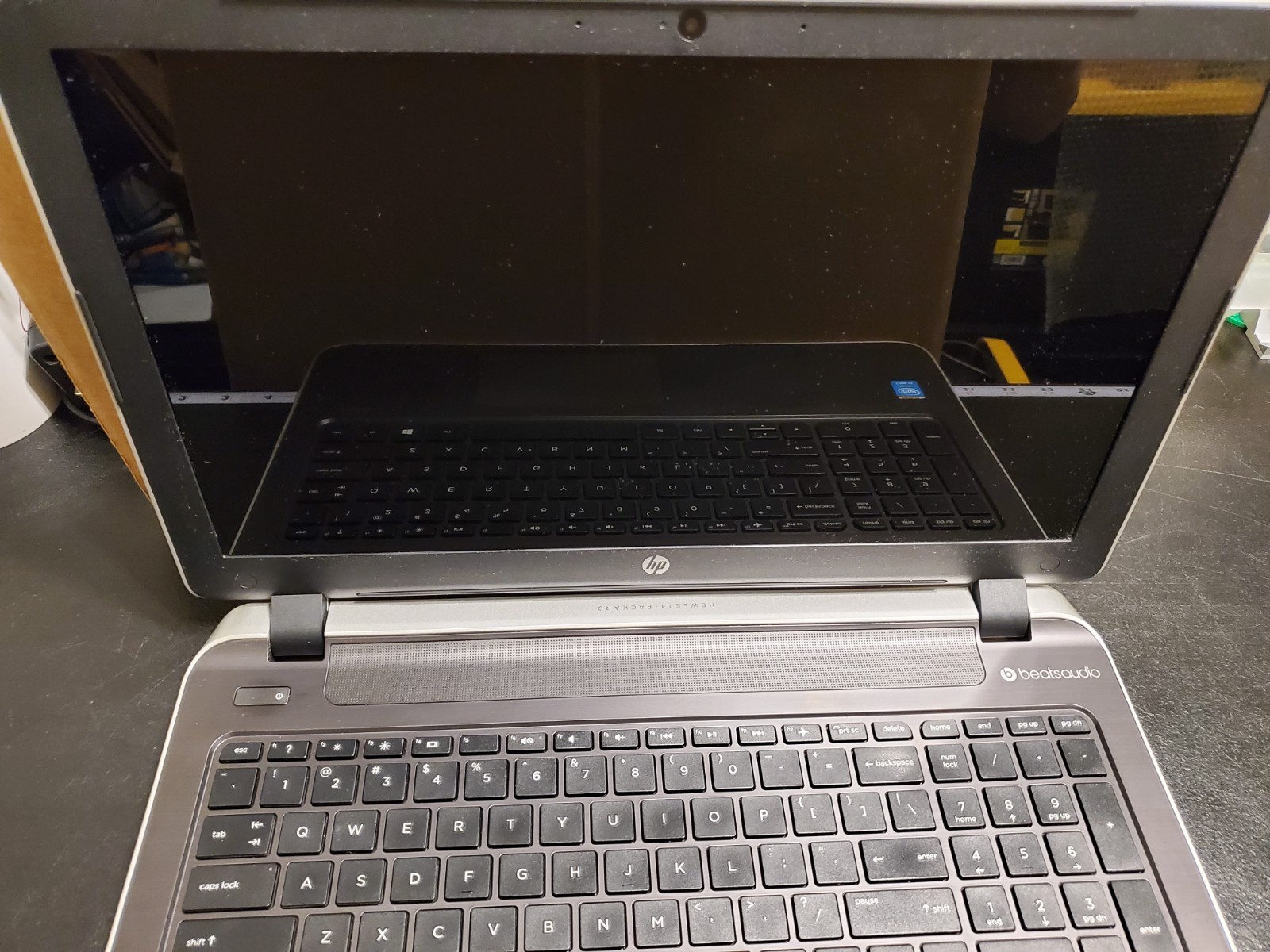 HP Pavilion 15-p066us Intel i3-4030U, 1.90GHz 6GB 128GB SSD Windows 10 W/Charger