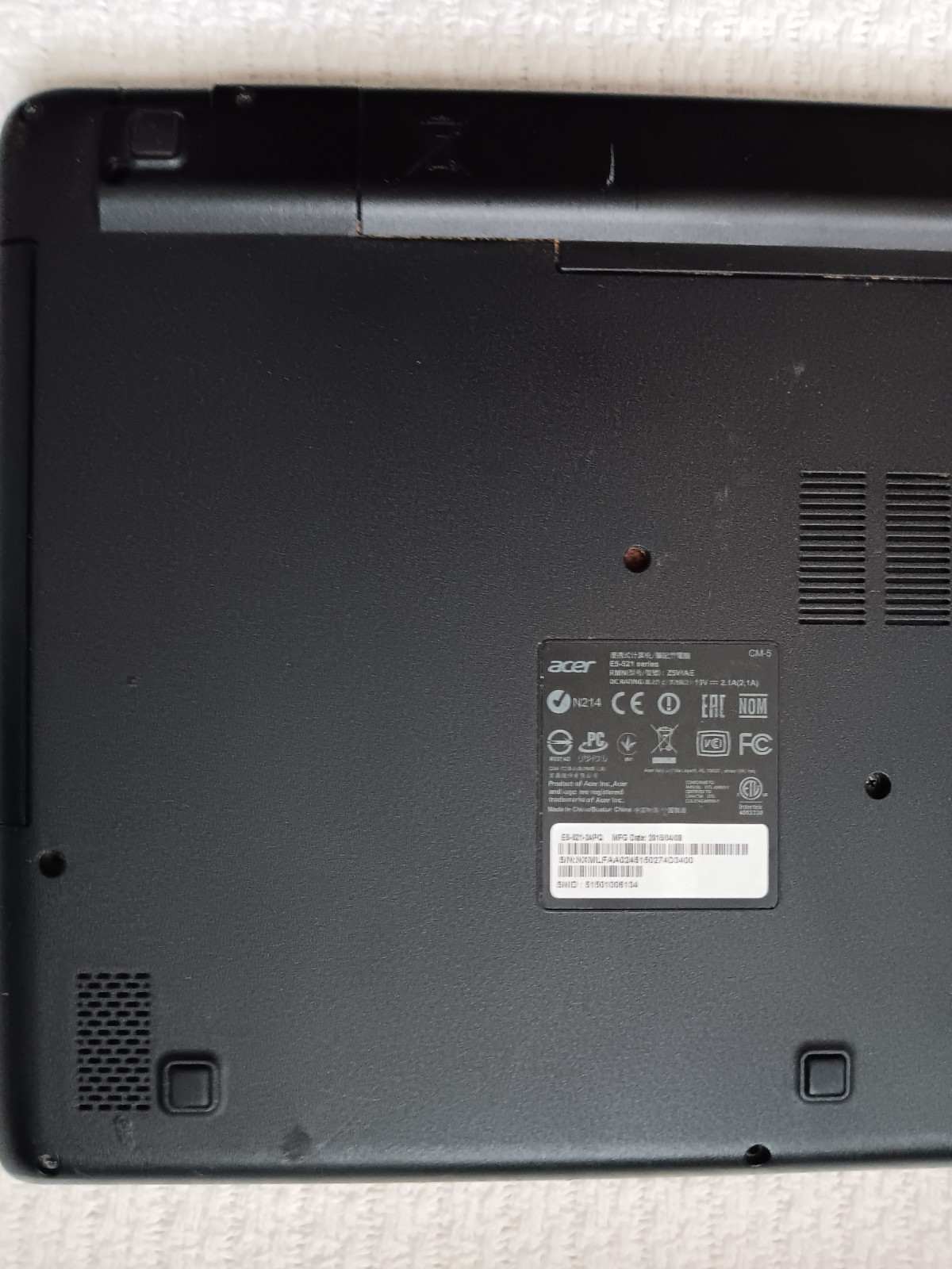 Acer Aspire E5-521-24PQ LCD Screen Black Laptop #2 HD Untested For Parts See Pic