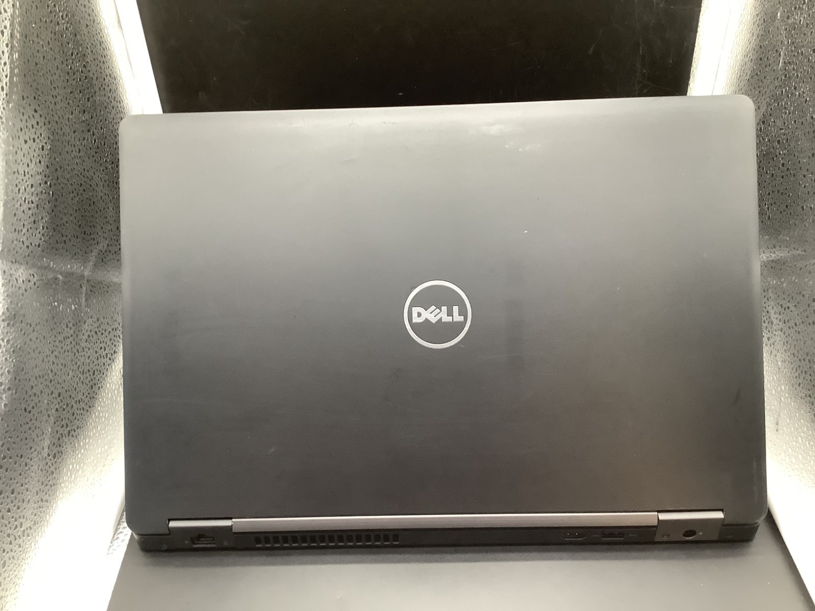 Dell Latitude 5580 Intel i7-7820HQ @ 2.9GHz 8GB RAM 250GB SSD Windows 11 Pro