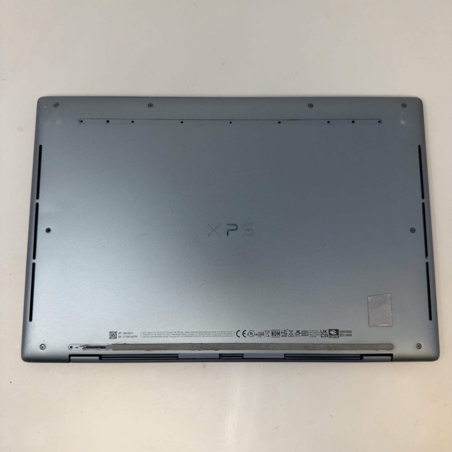 Dell XPS 9315 13.3″ i5-1230U 1.0GHz 8GB RAM 256GB SSD