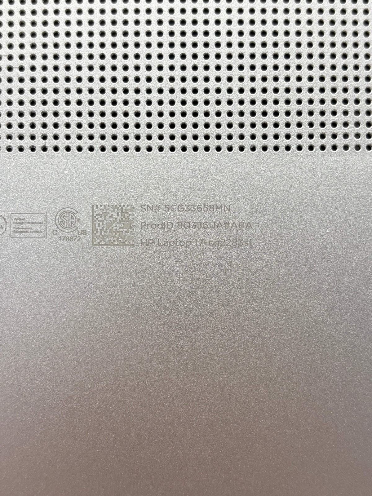HP 17-cn2283st 17.3″ Core i3 12th Gen 8GB 512GB SSD Silver Used