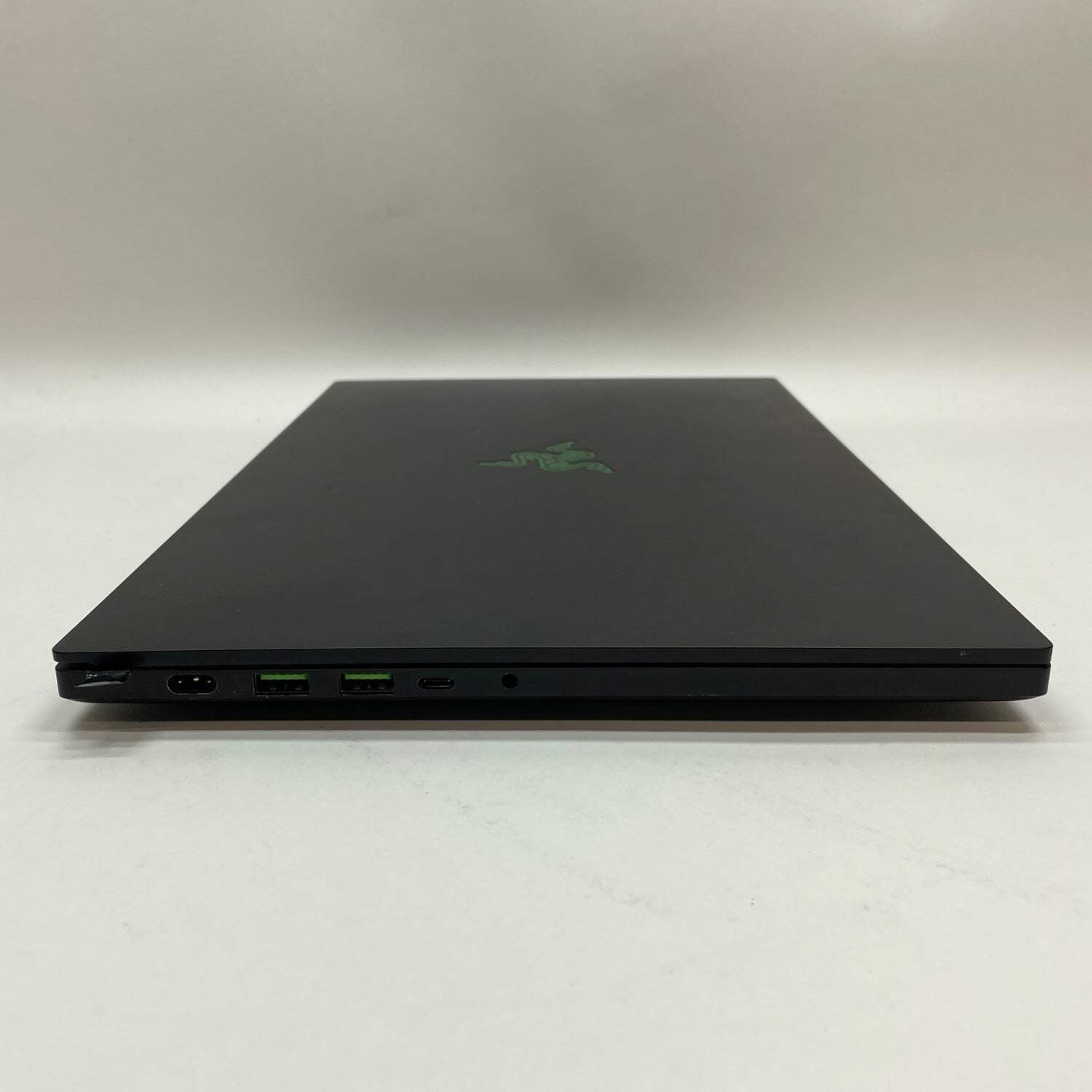 Razer Blade 15 Advanced RZ09-0409 15.6″ i7-11800H 32GB RAM 1TB SSD RTX 3080