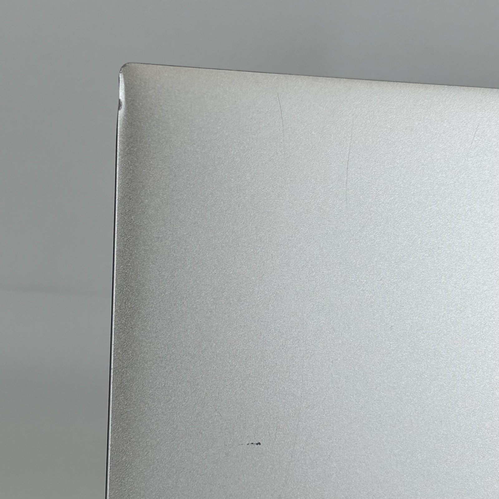 Dell XPS 15 9530 Silver FHD+ 2.4 GHz i7-13700H 16GB 512GB/512GB Arc A370M Good