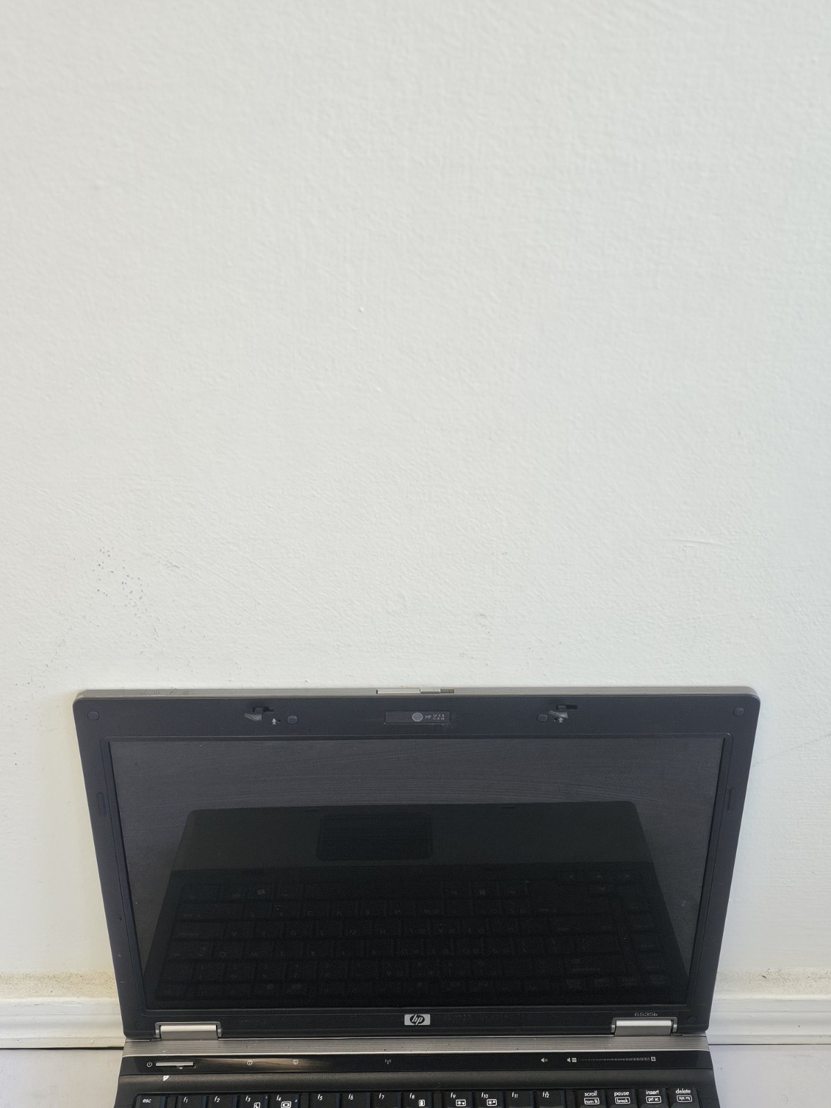 HP Compaq 6535b Laptop – AMD Athlon x2 QL-64 – 2GB RAM – 320GB HDD – Parts READ