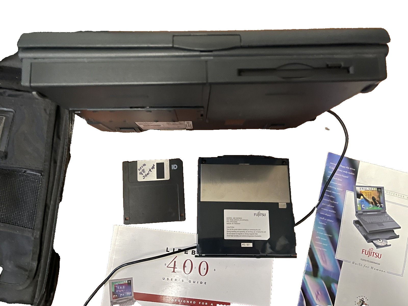 Fujitsu Lifebook 420D Windows 98 Laptop Vintage Complete Set CD ROM, 10base T PC