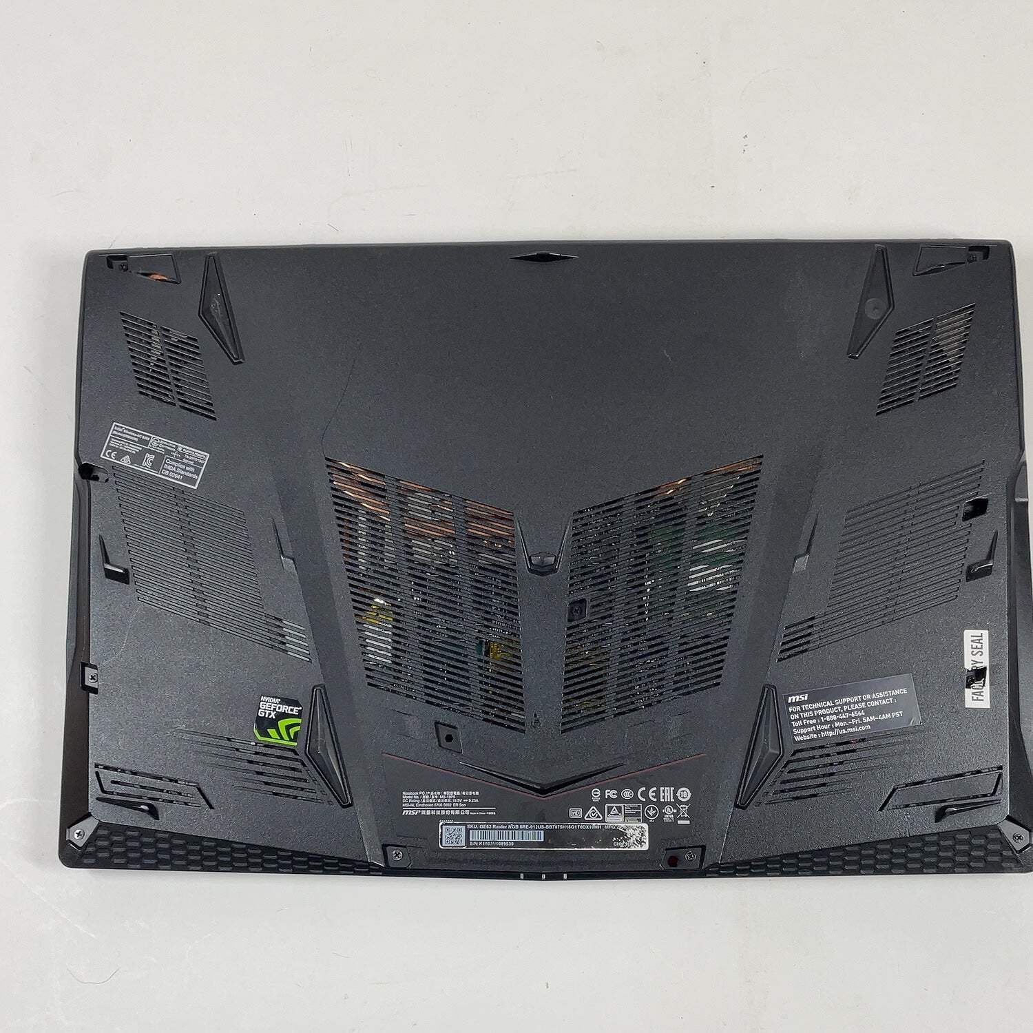 Broken MSI Raider GE63 15.6″ i7-8750H 16GB RAM 128GB SSD 1TB HDD GTX 1060
