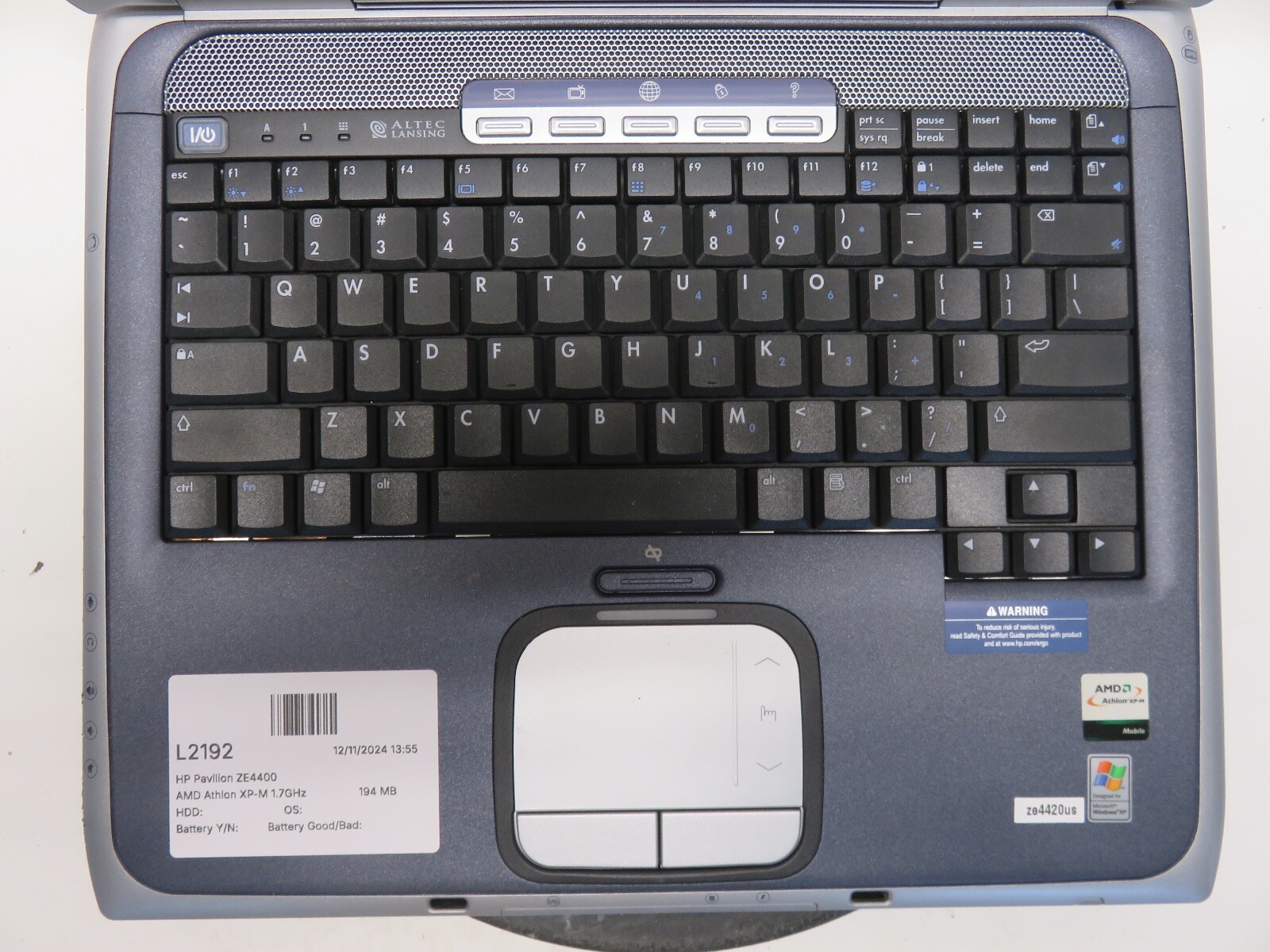 HP Pavilion ZE4400 AMD Athlon XP-M 1.7GHz 194 MB NO HDD No Batt