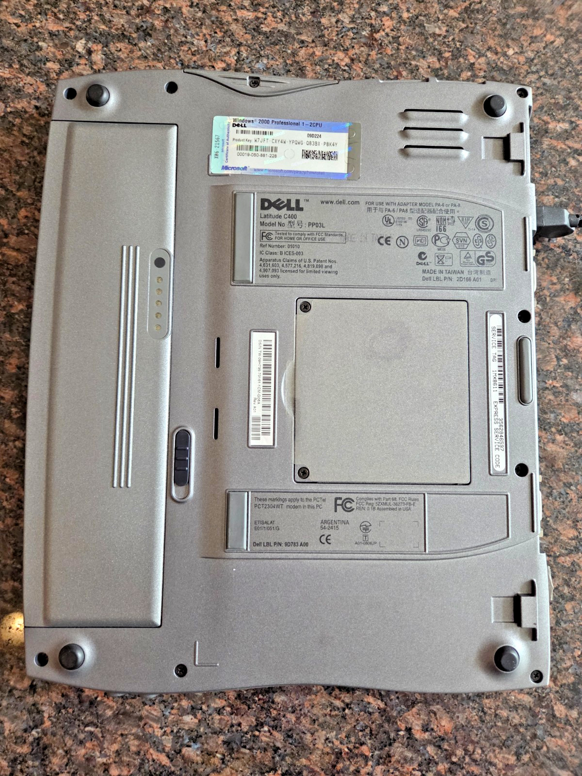 Collector-Grade Dell Latitude C400 Laptop Bundle – The Ultimate 2002 Windows XP