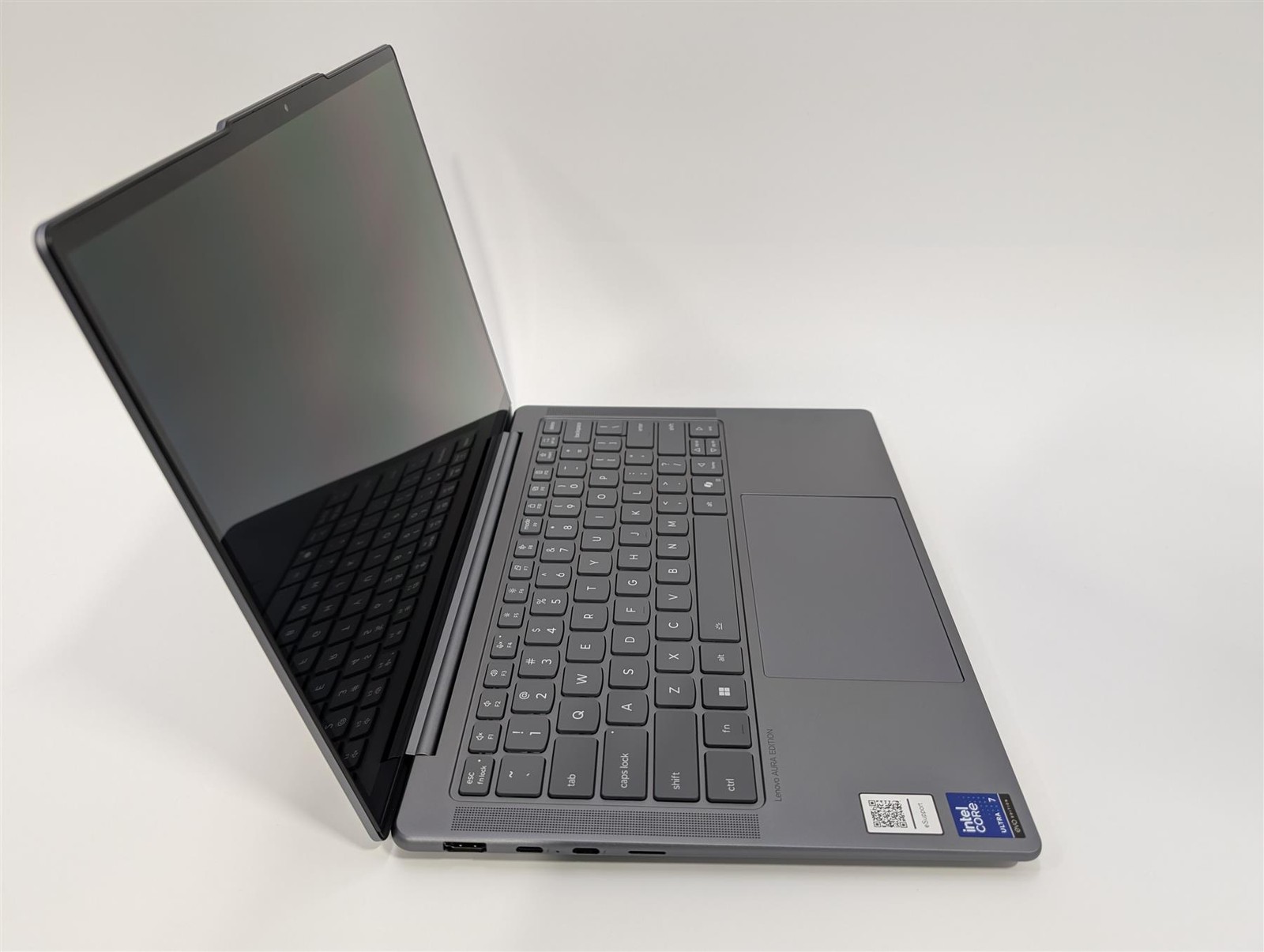 Lenovo Slim 7 14″ Core Ultra 7 258V 32GB 1TB SSD Arc Luna Grey Used-Very Good